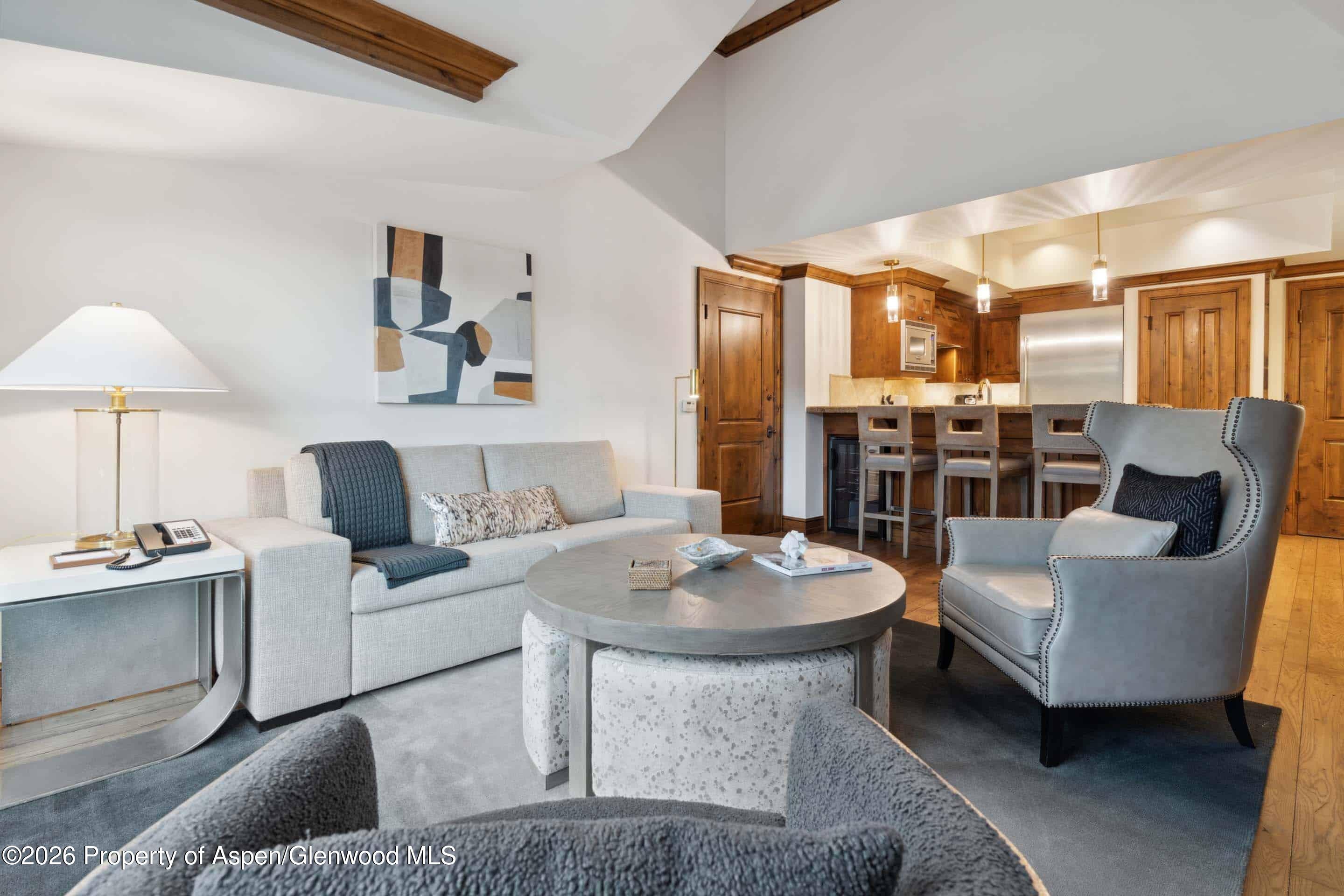 415 E Dean St, Unit 30, Week 10