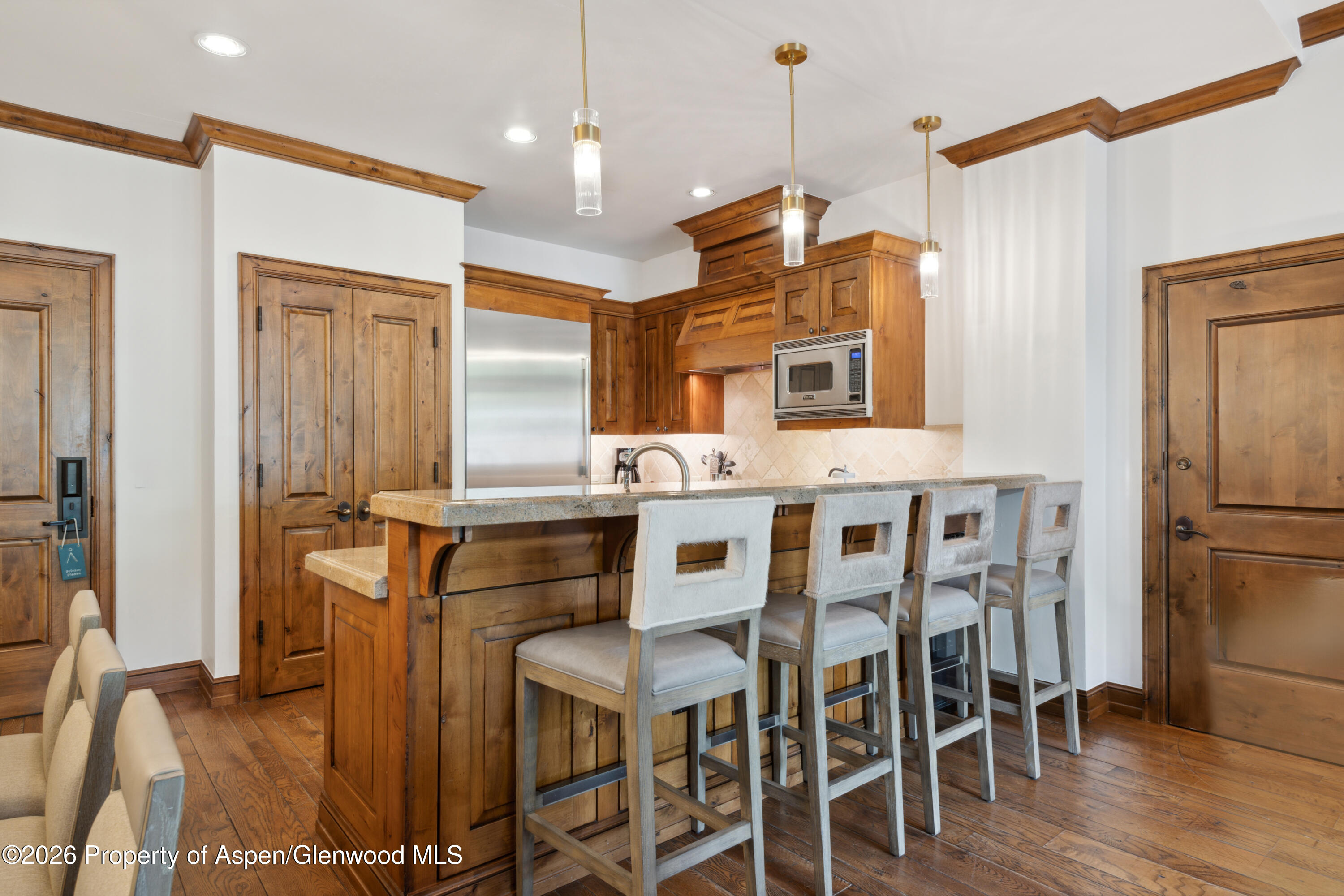 415 E Dean St, Unit 6, Week 11