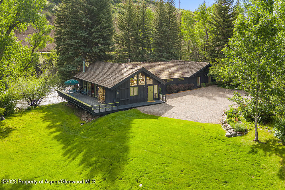 30 Smith Hill Way