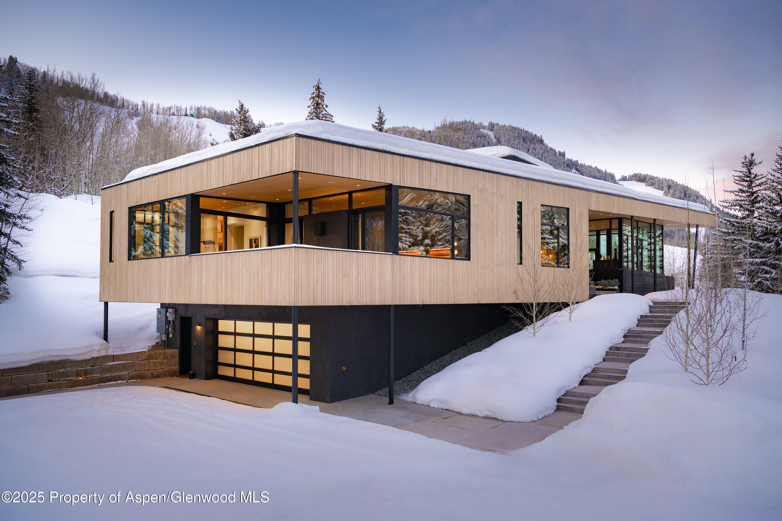 296 Glen Dee Road