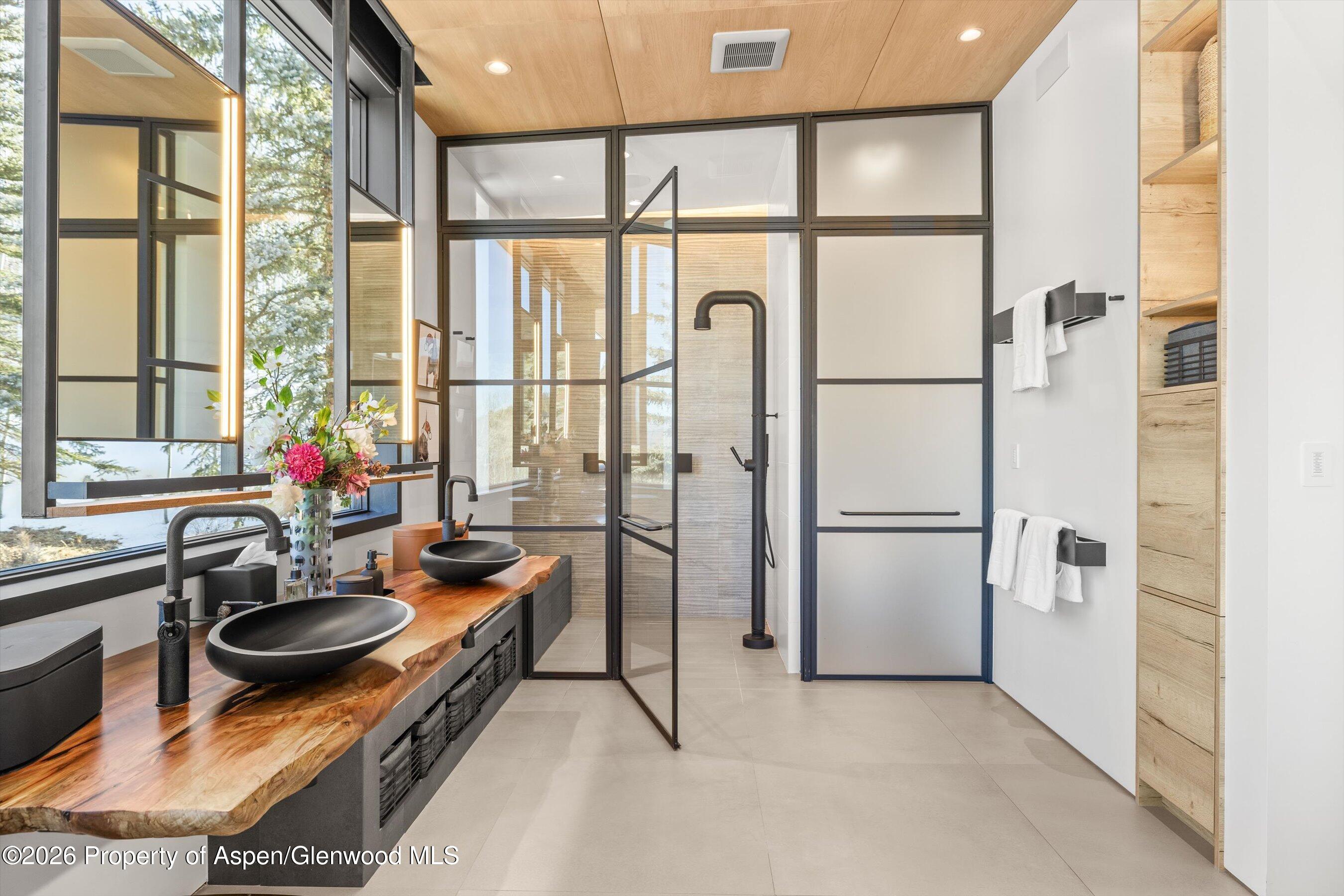 296 Glen Dee Road