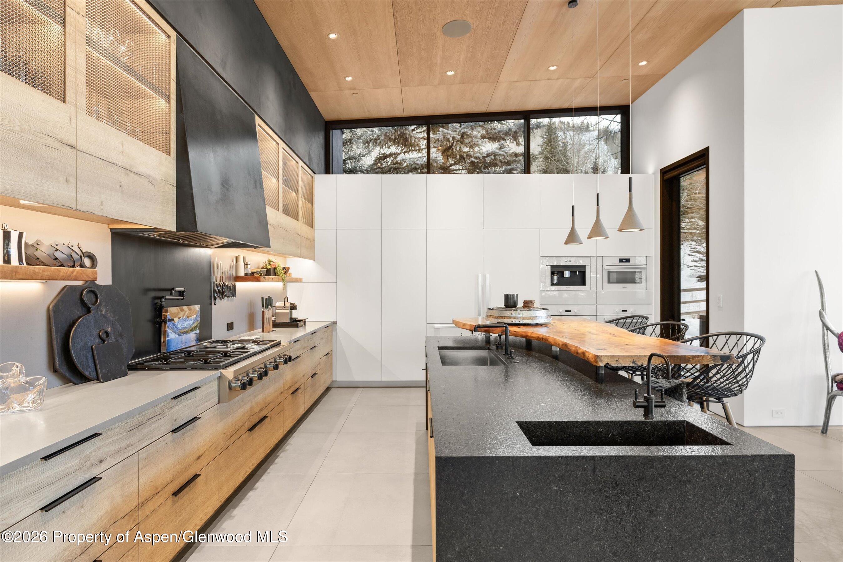 296 Glen Dee Road