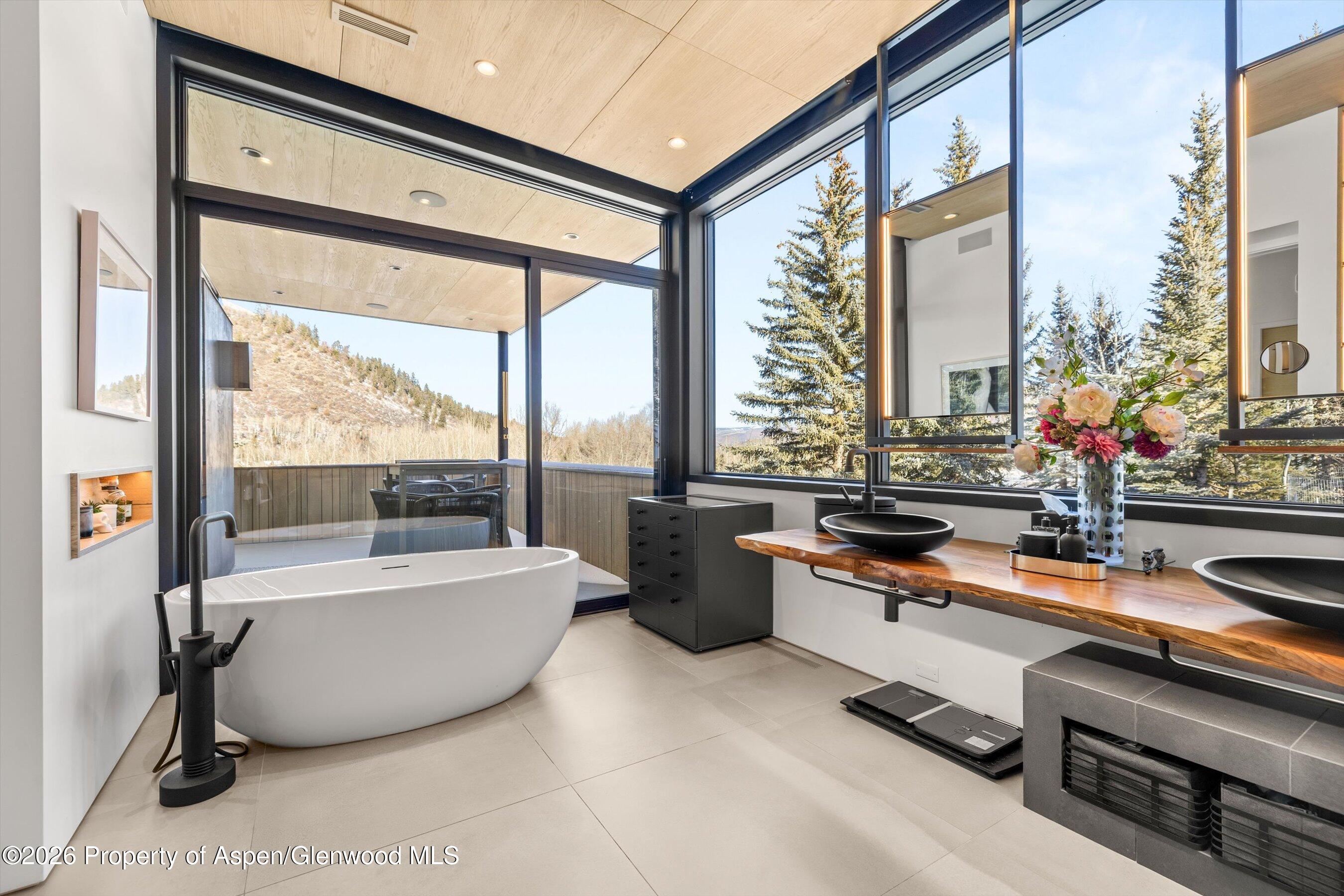296 Glen Dee Road
