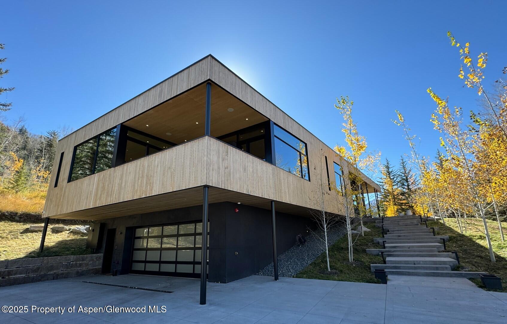 296 Glen Dee Road