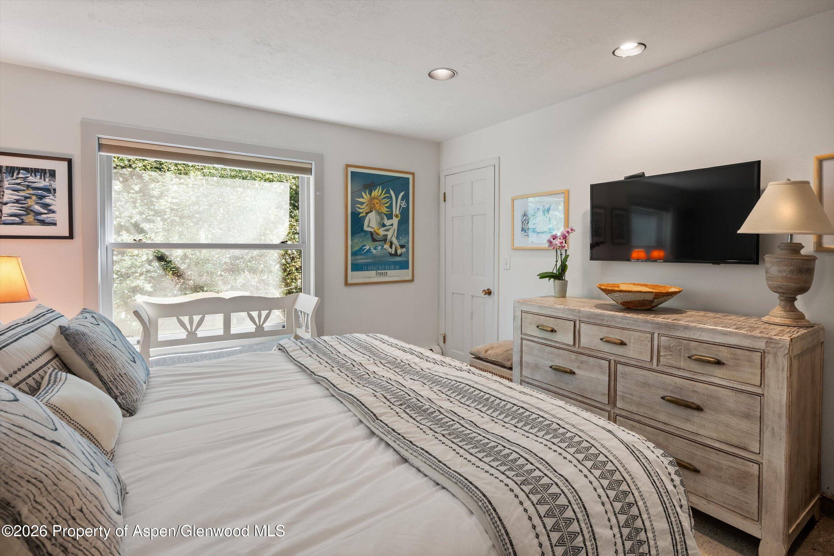 728 S Galena Street 202-B