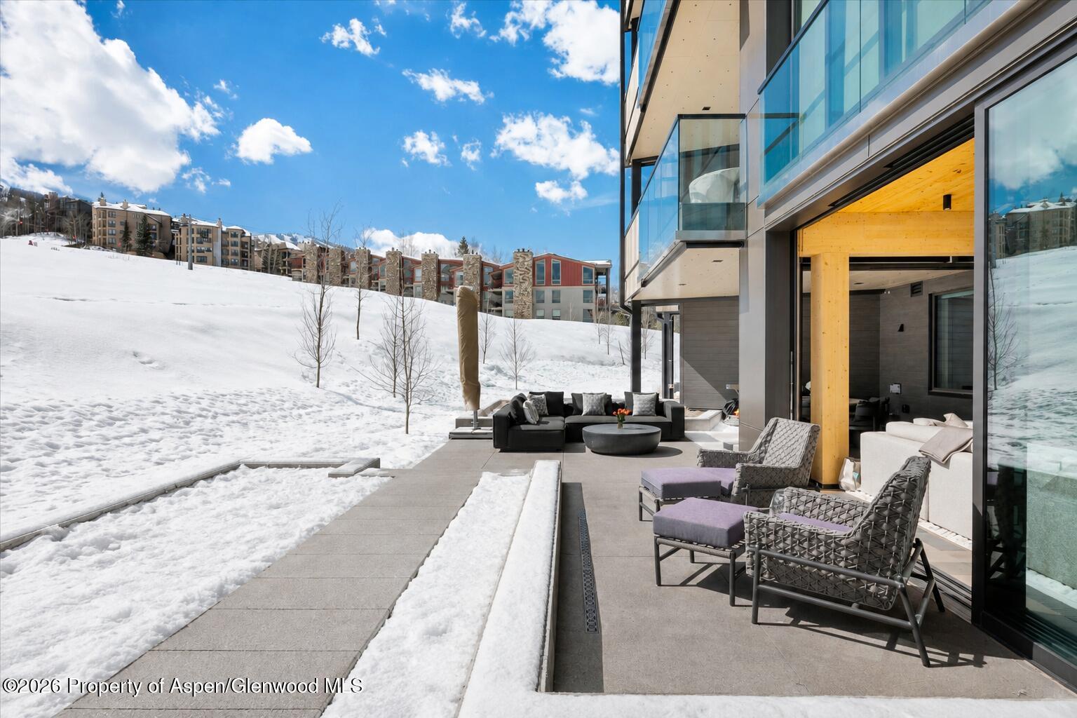 180 Wood Road 203