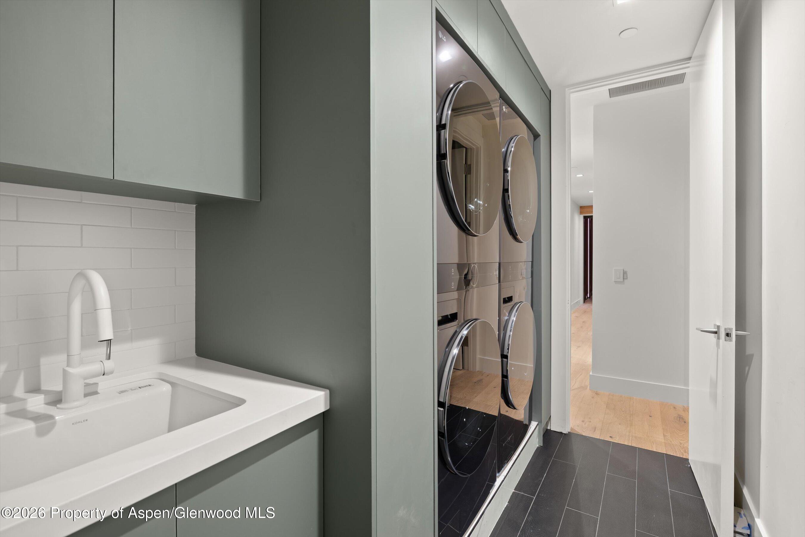 219 W Bleeker Street