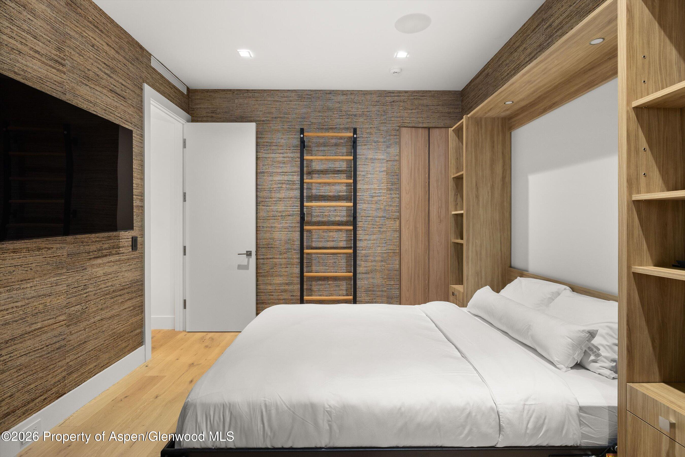 219 W Bleeker Street