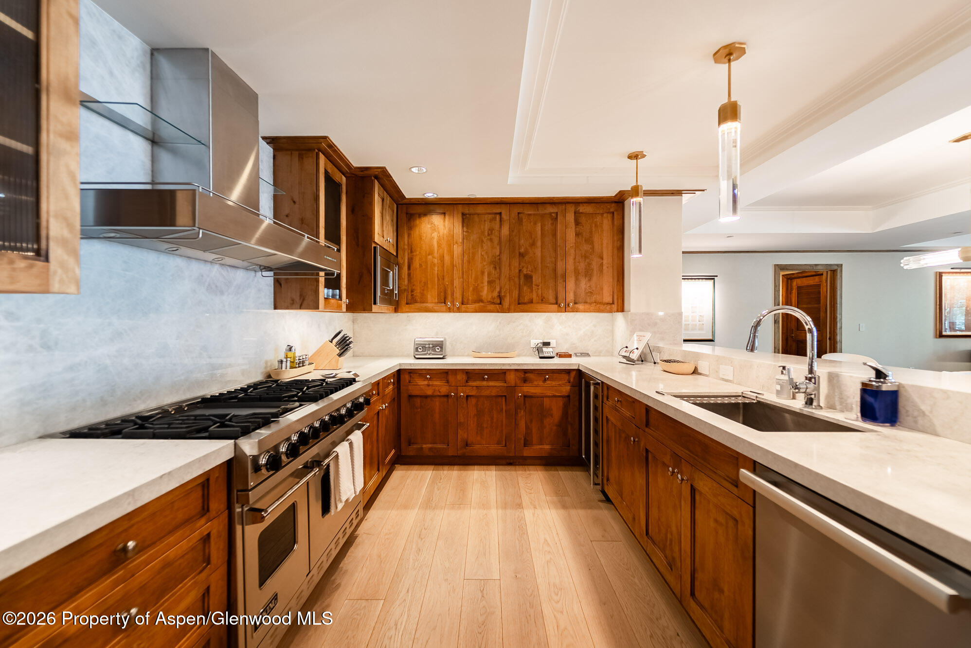501 E Dean Street F410