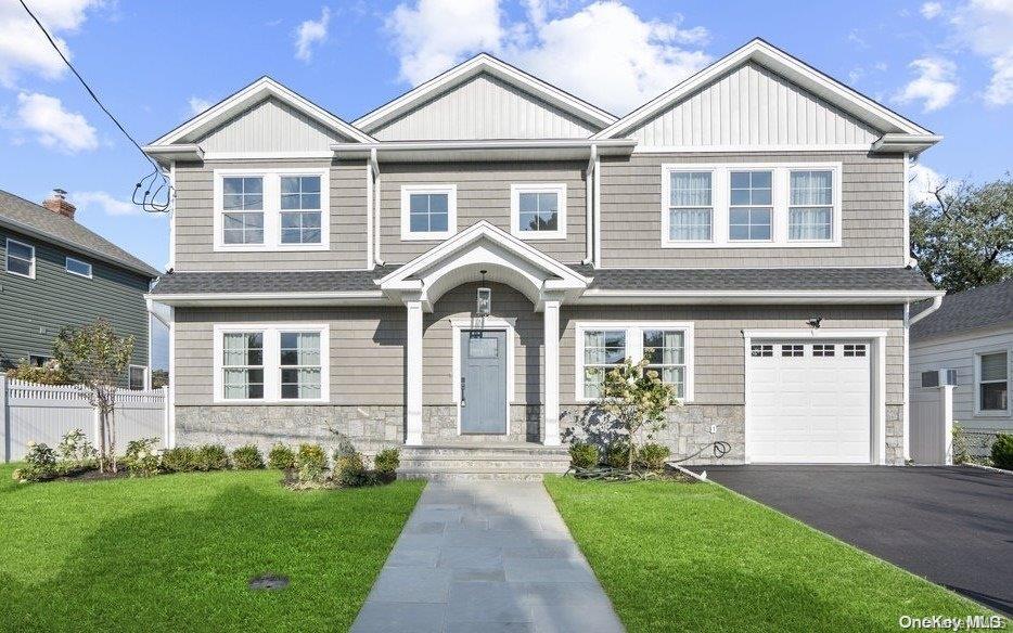 138 Evelyn Avenue