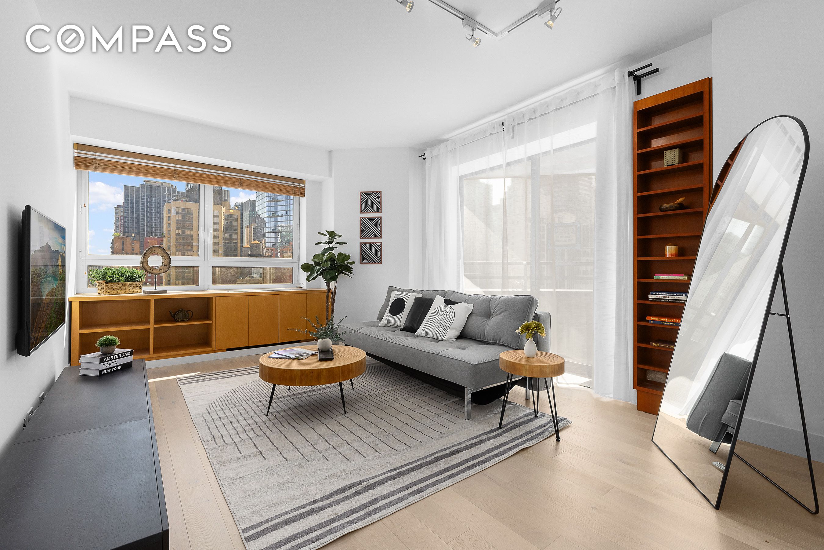 240 E 47th Street 24F