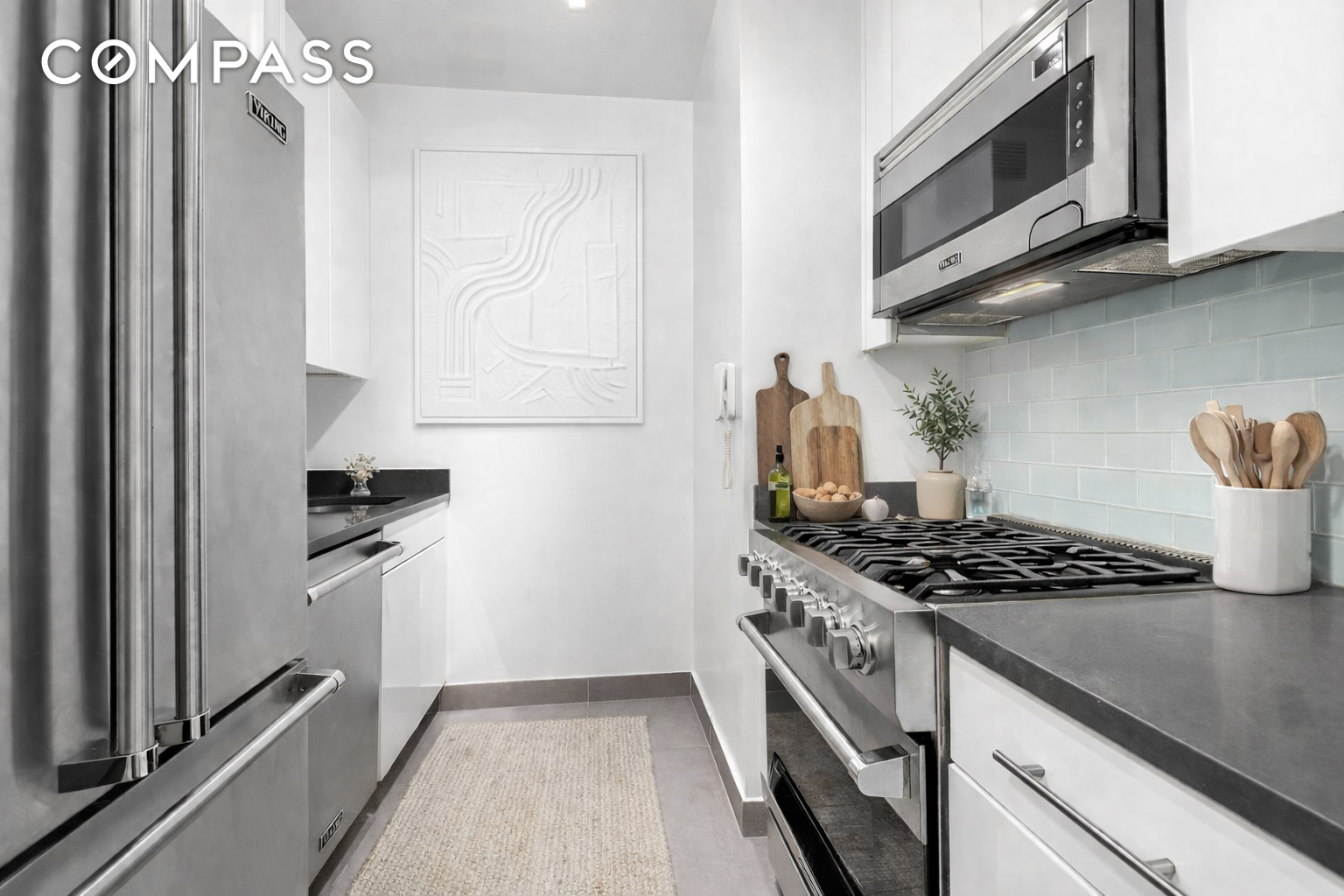 99 John Street 819