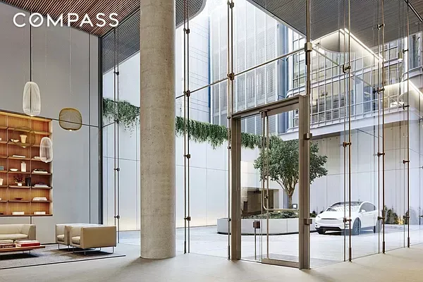 565 Broome Street N6J