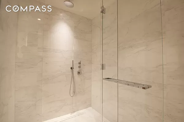 565 Broome Street N6J