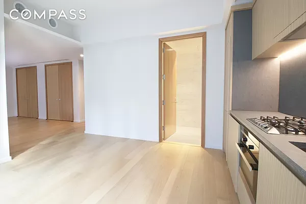 565 Broome Street N6J