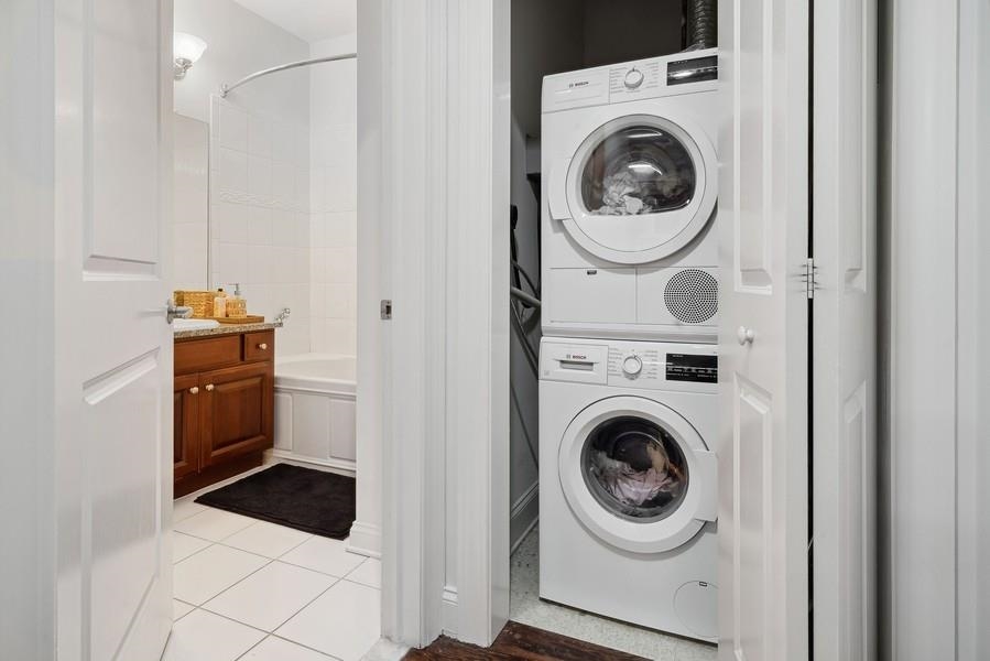 22 AVENUE AT PORT IMPERIAL Unit: 325