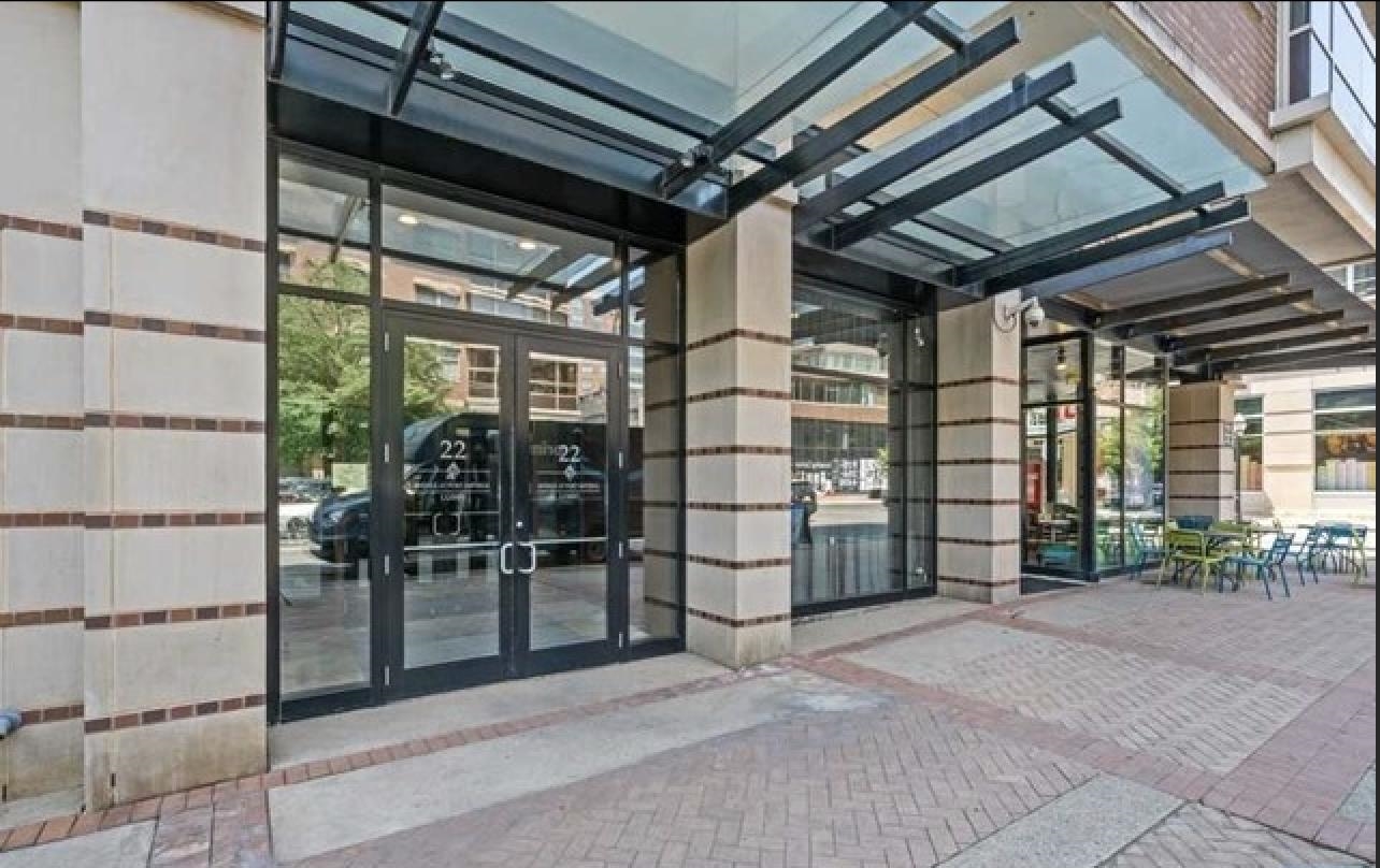 22 AVENUE AT PORT IMPERIAL Unit: 325