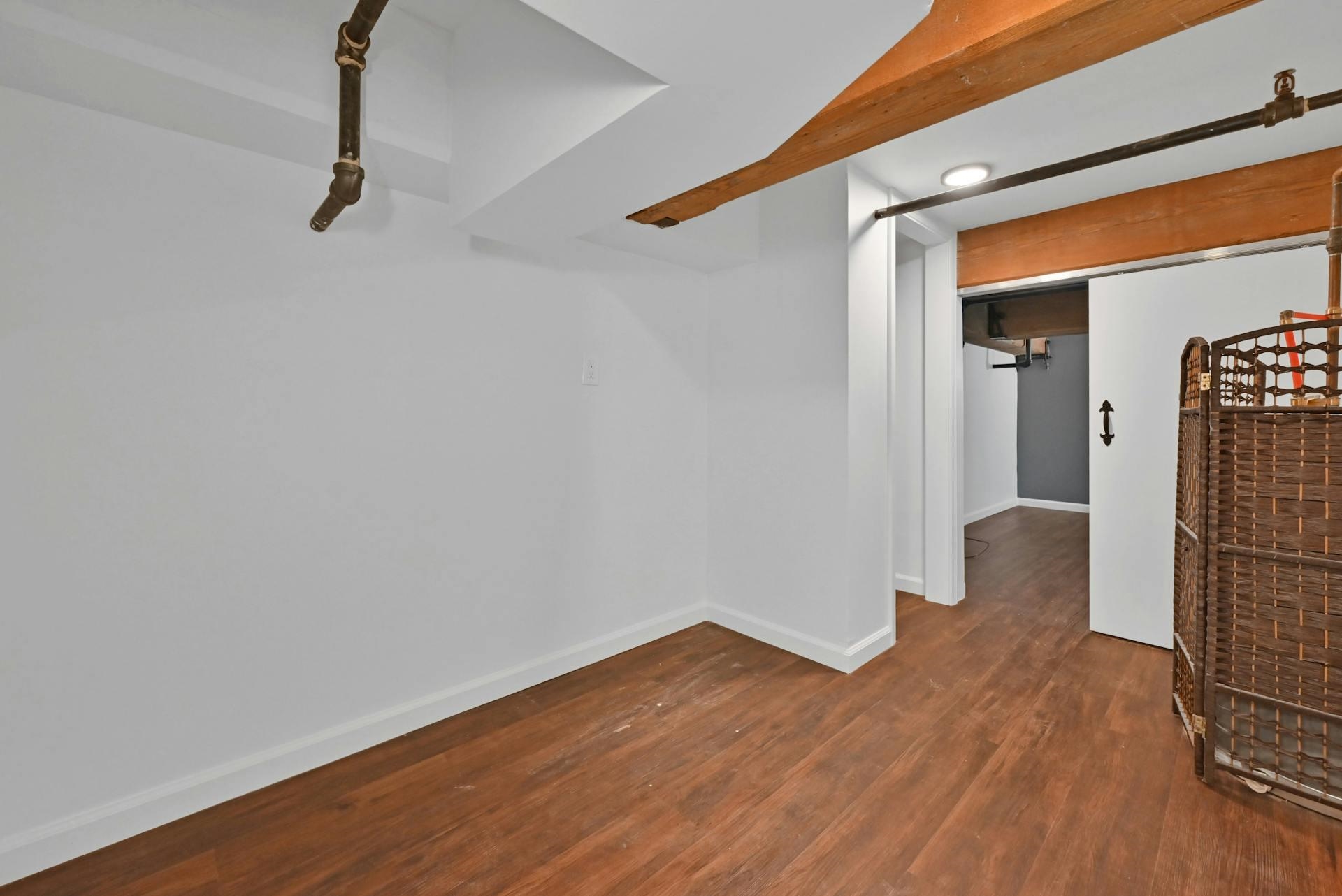 384 TRENTON AVE Unit: 3E