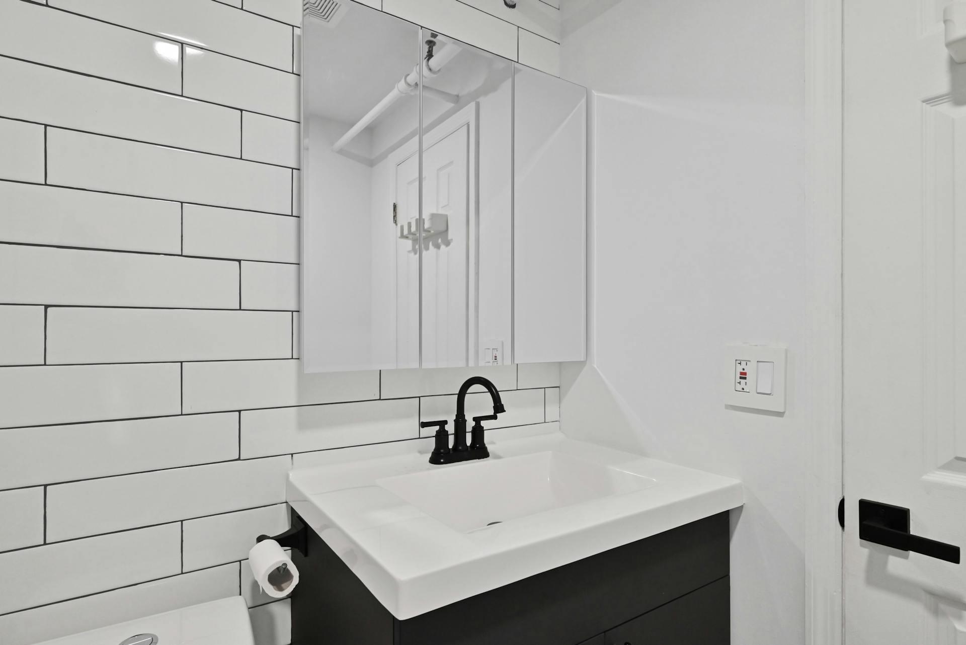 384 TRENTON AVE Unit: 3E