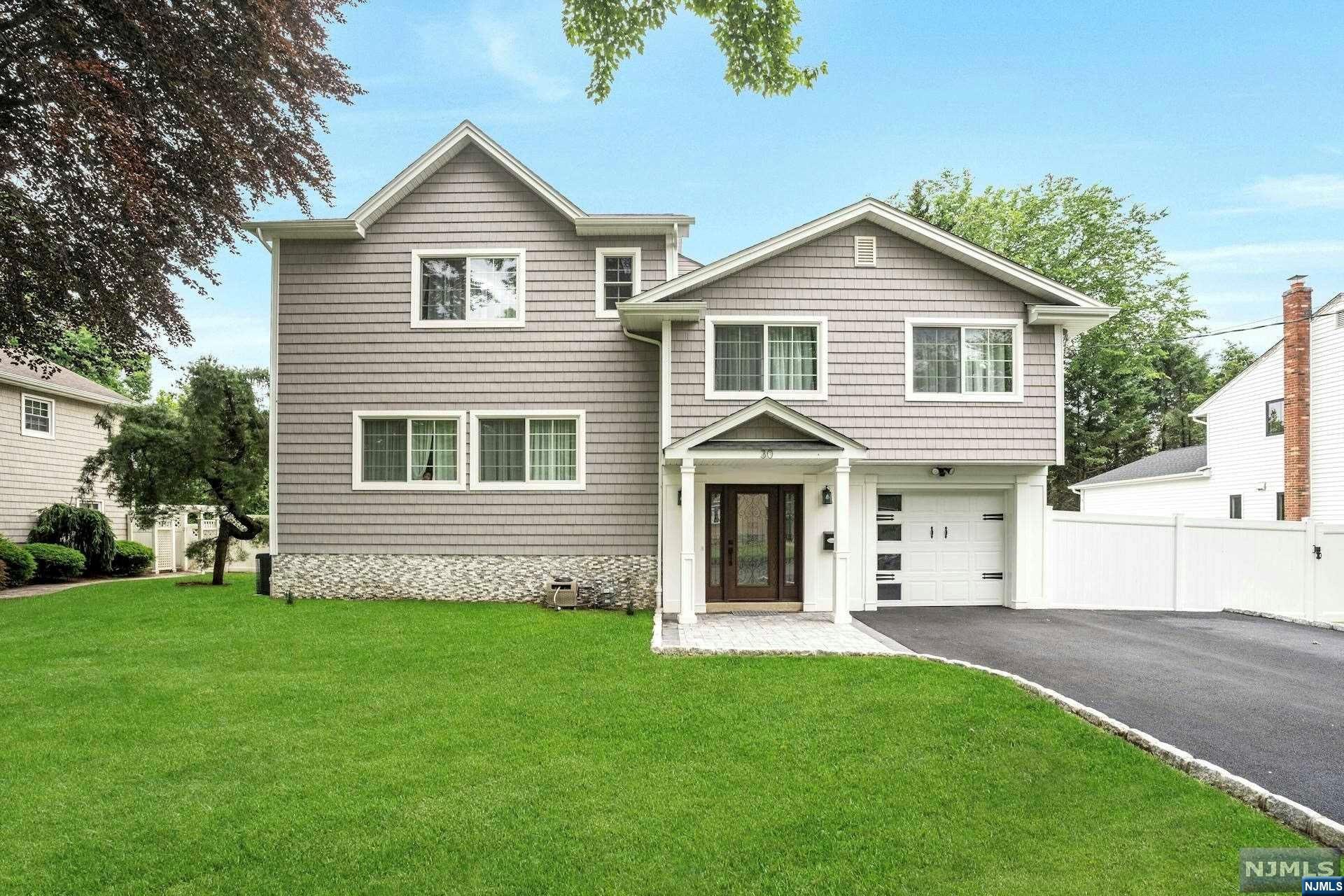 30 Hemlock Drive
