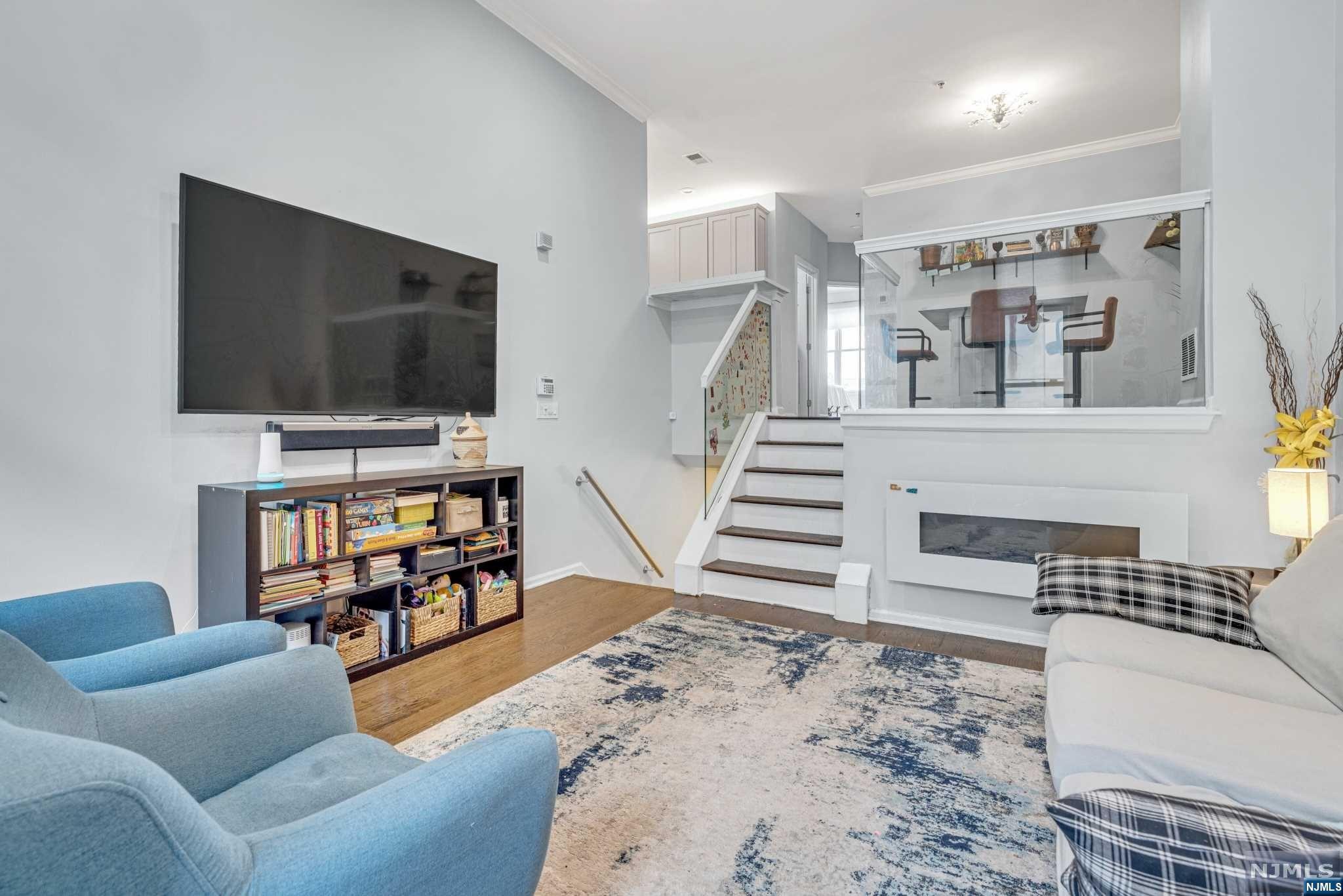 168 Price Court