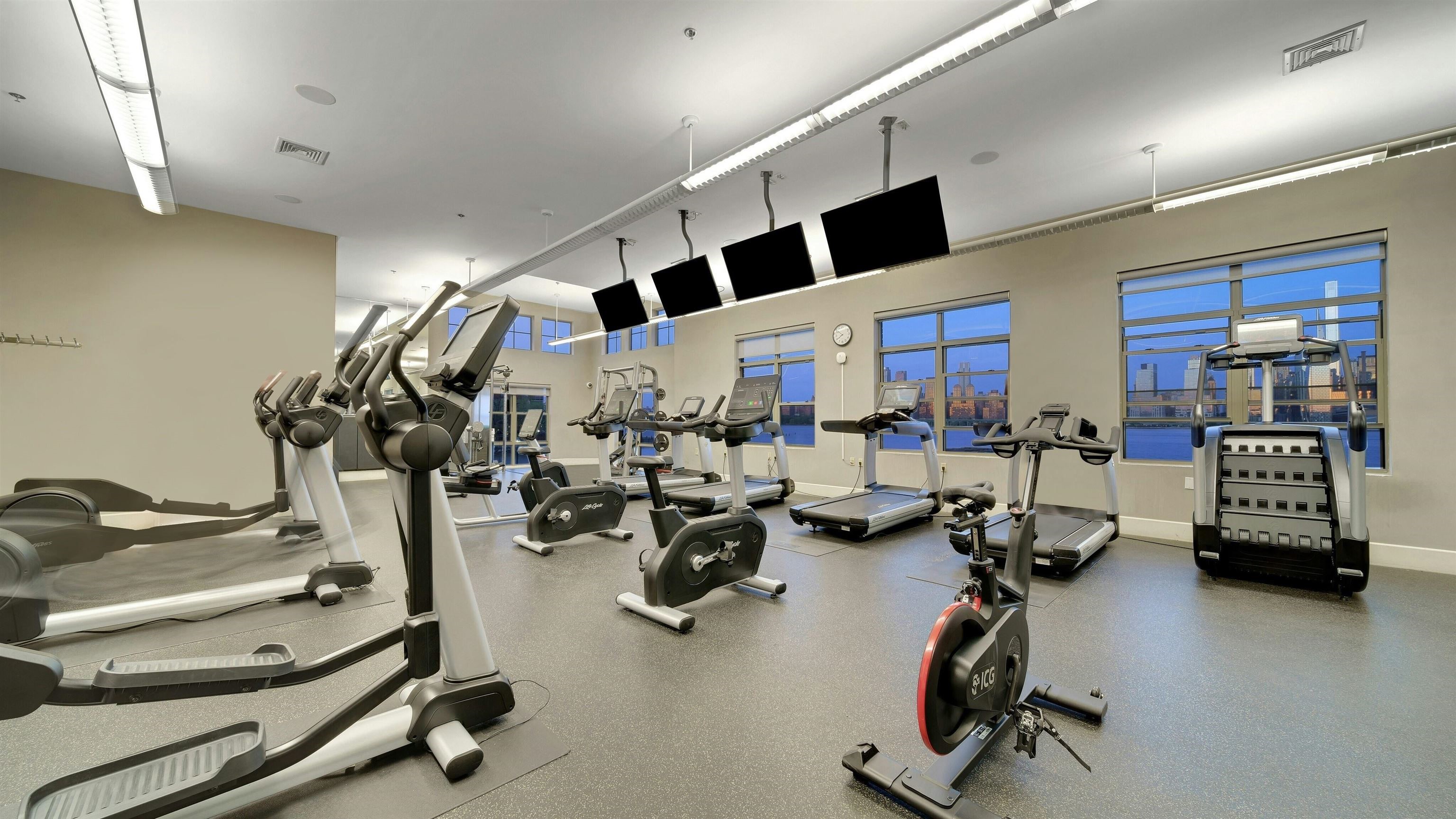 24 AVENUE AT PORT IMPERIAL Unit: 200