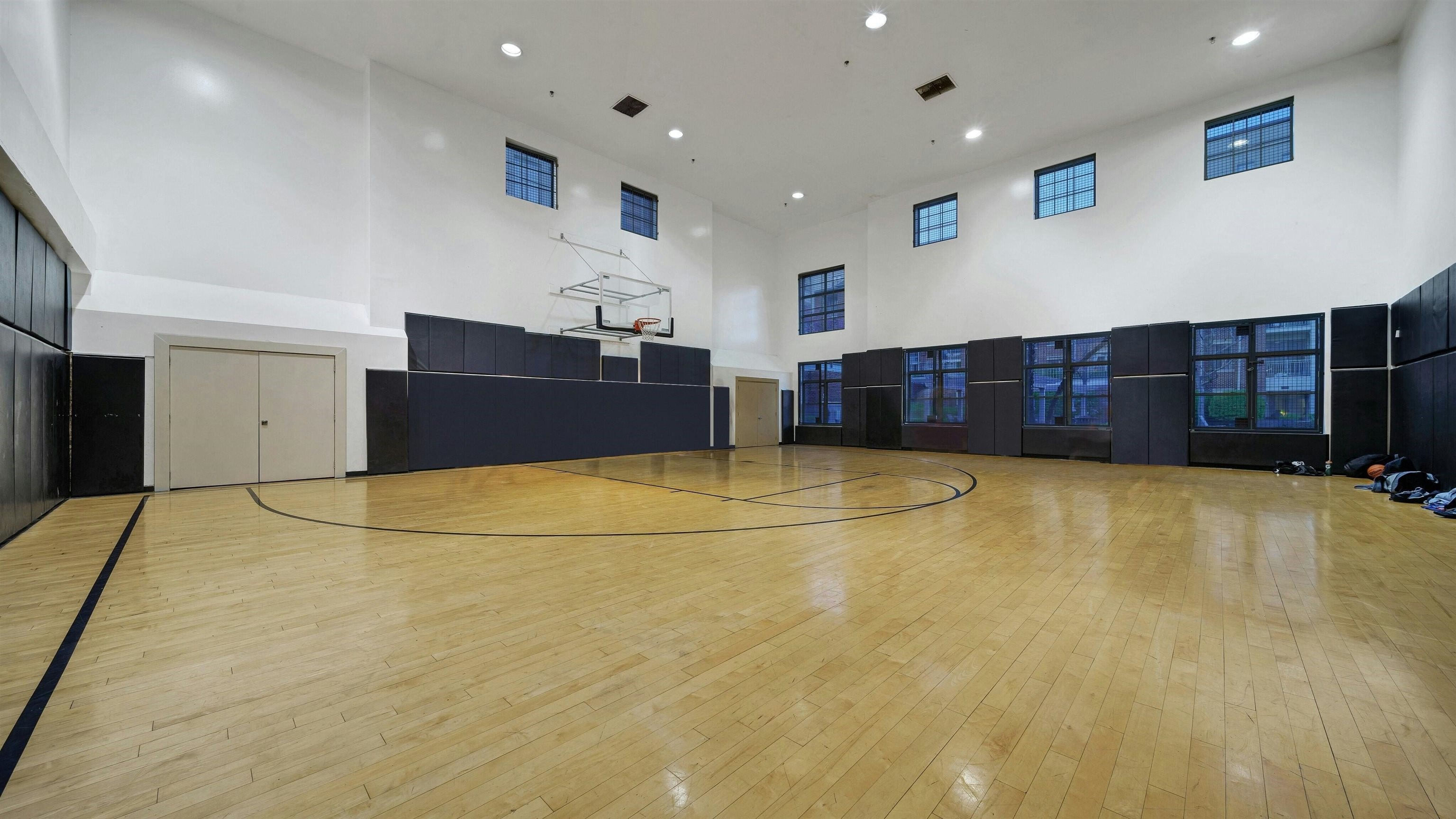 24 AVENUE AT PORT IMPERIAL Unit: 200
