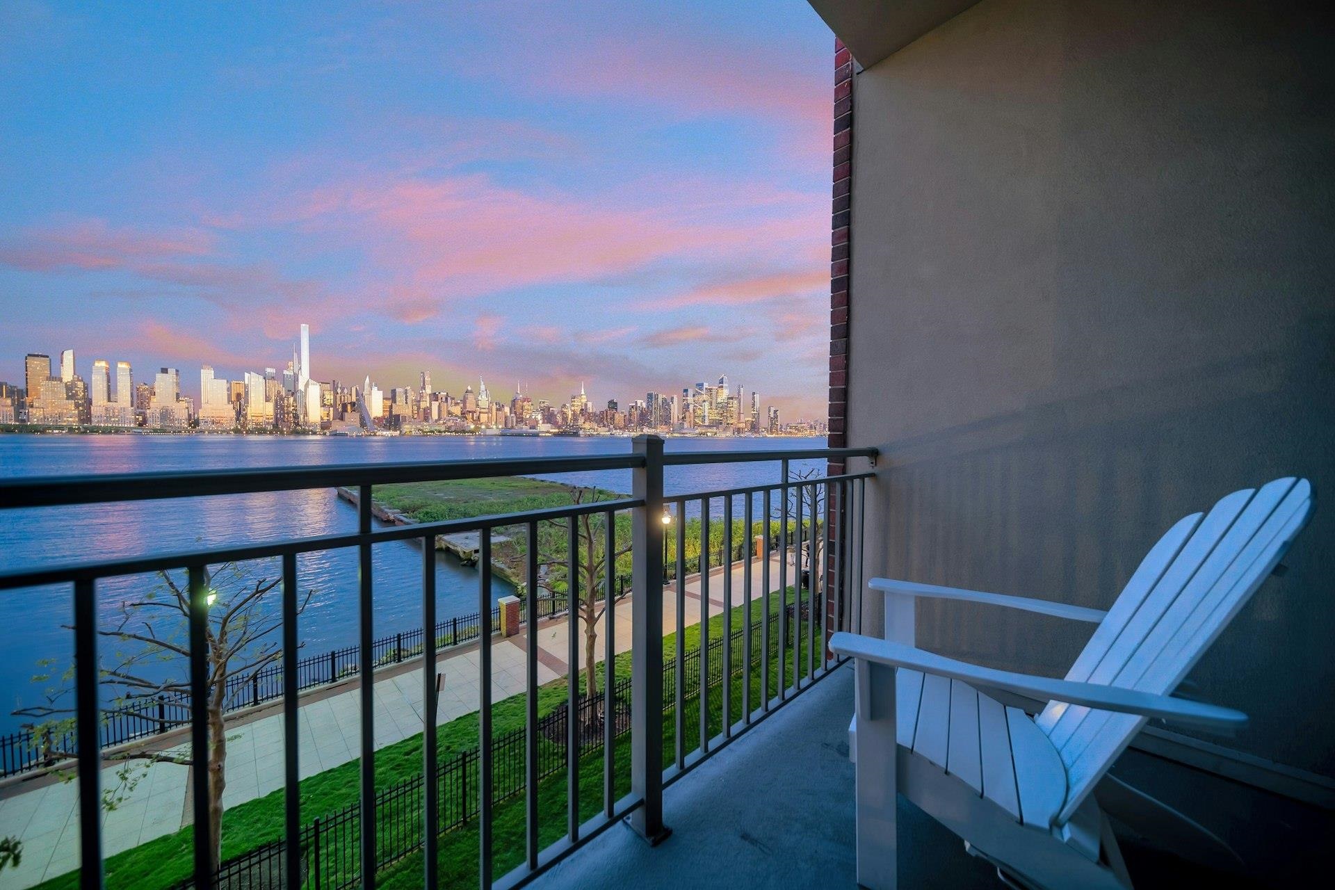 24 AVENUE AT PORT IMPERIAL Unit: 200