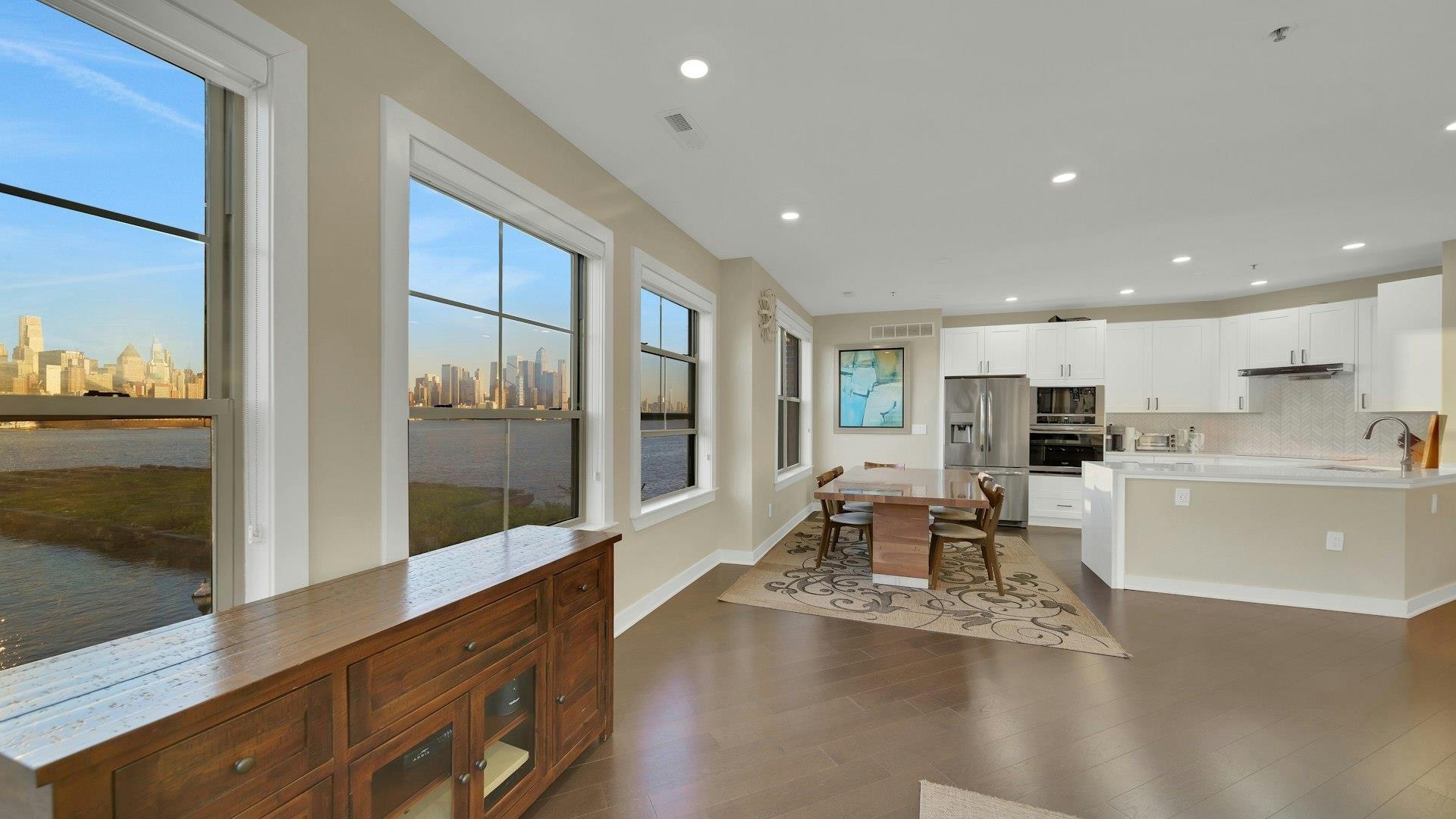 24 AVENUE AT PORT IMPERIAL Unit: 200