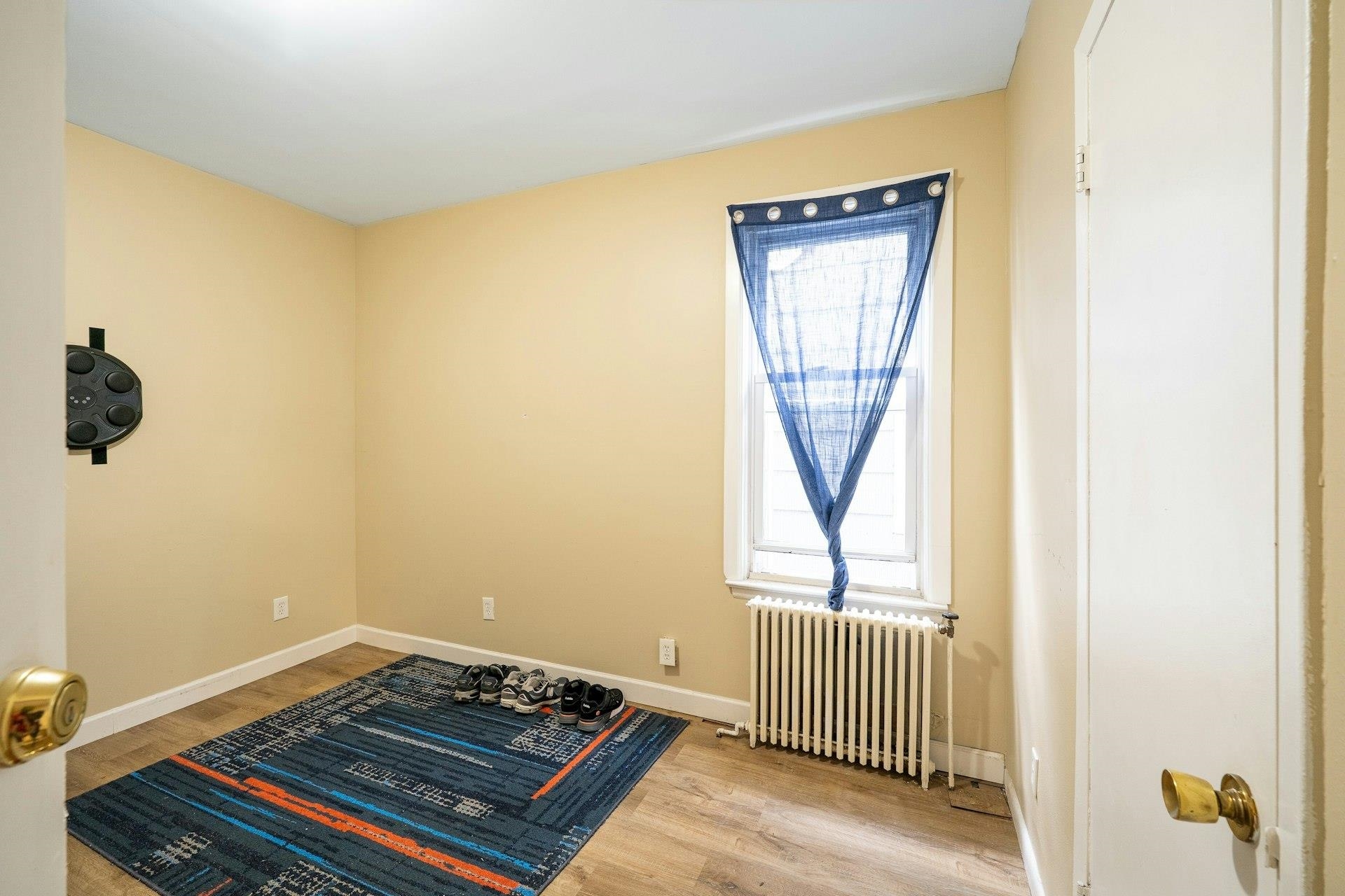 162 GLENWOOD AVE