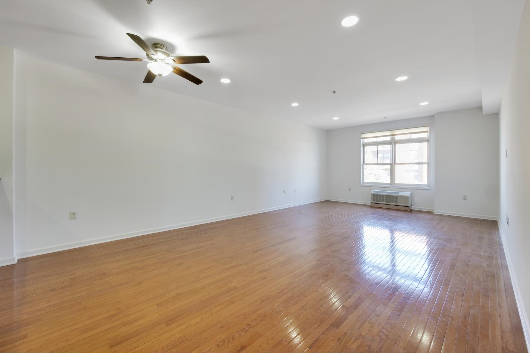 9252 KENNEDY BLVD Unit: 308