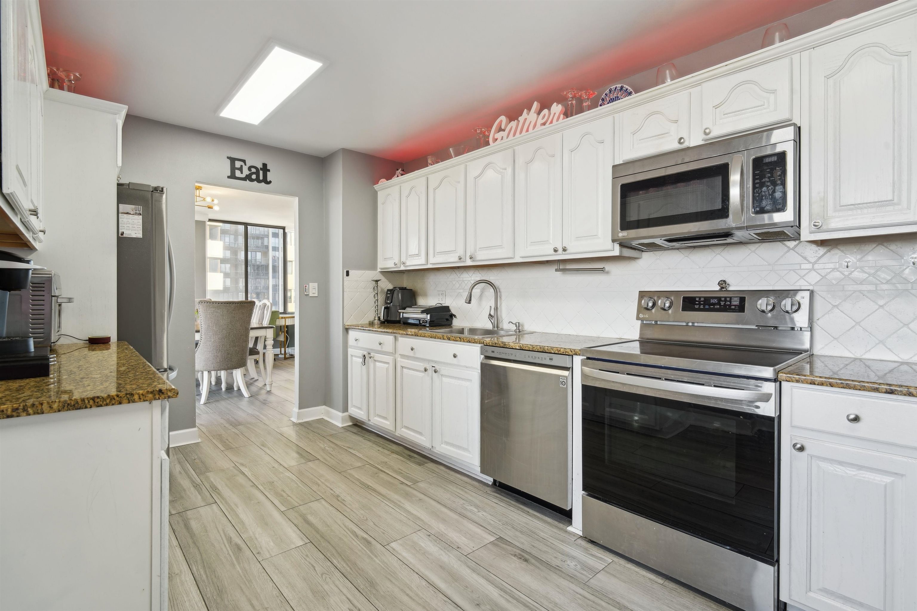 200 WINSTON DR Unit: 803