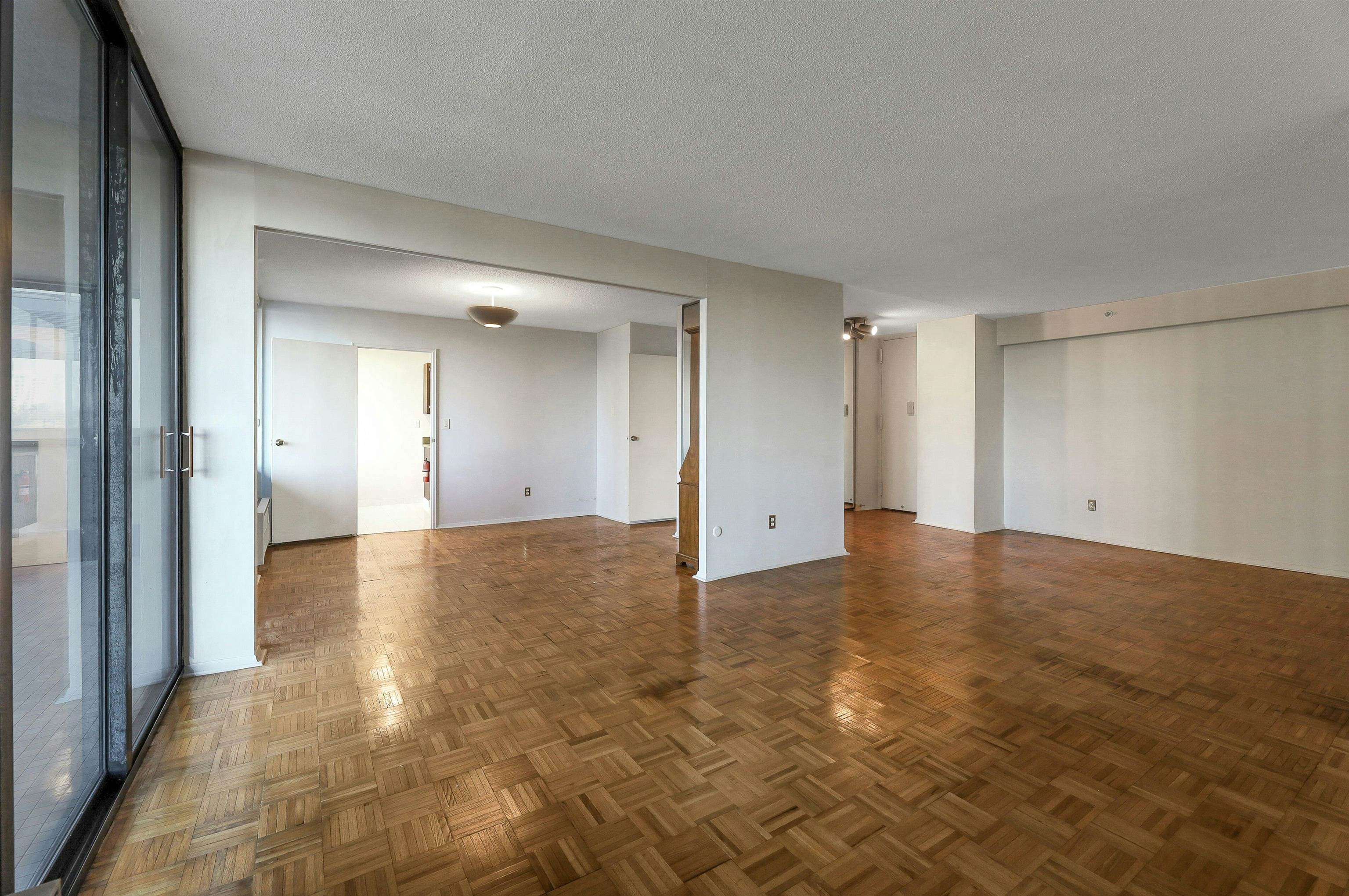 200 WINSTON DR Unit: 421
