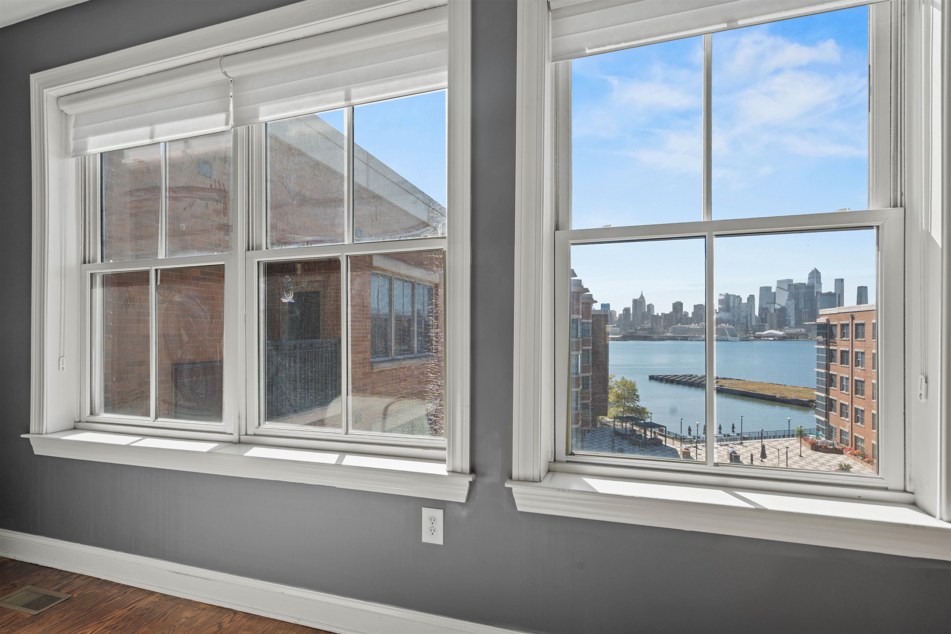 22 AVENUE AT PORT IMPERIAL Unit: 417