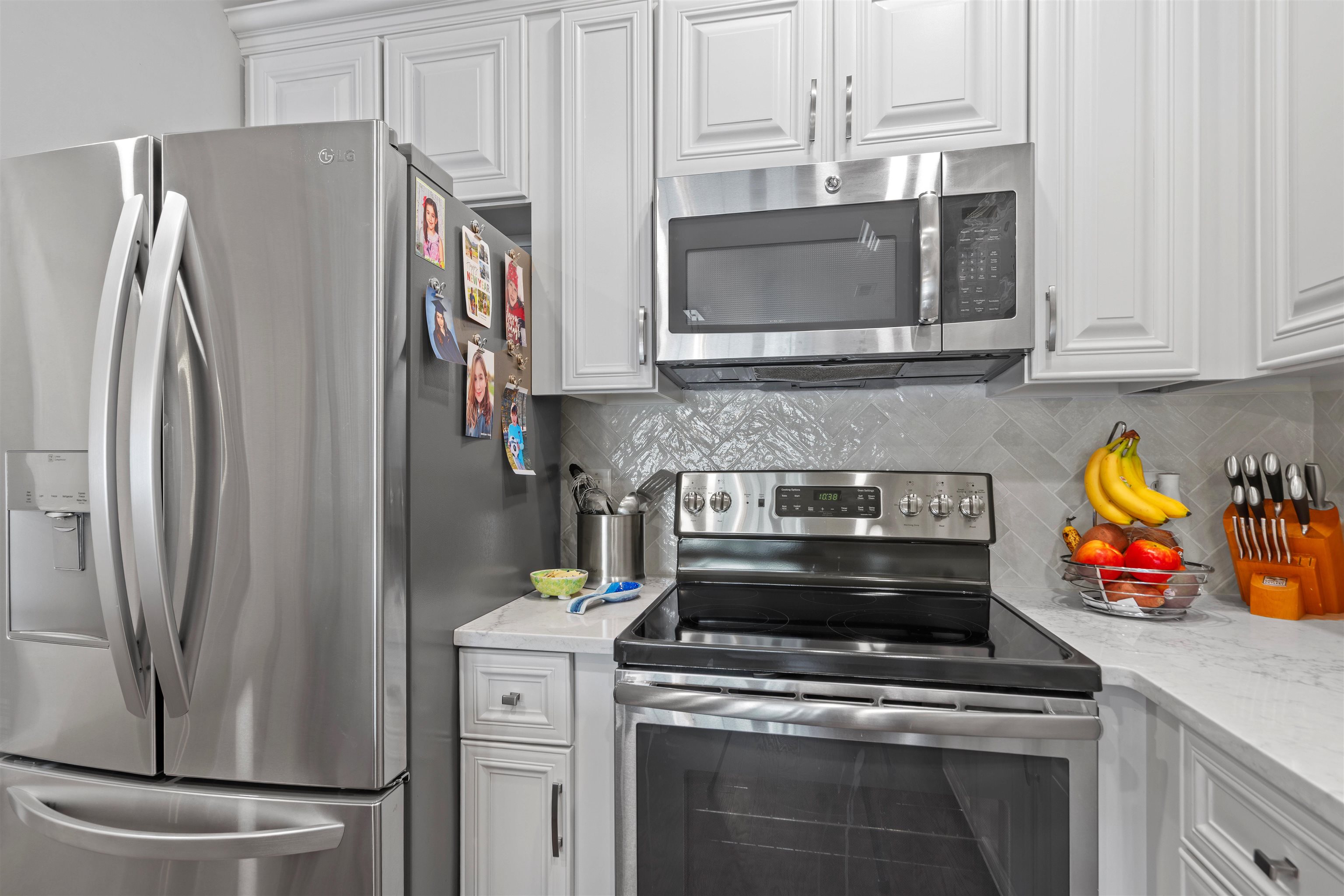 22 AVENUE AT PORT IMPERIAL Unit: 417