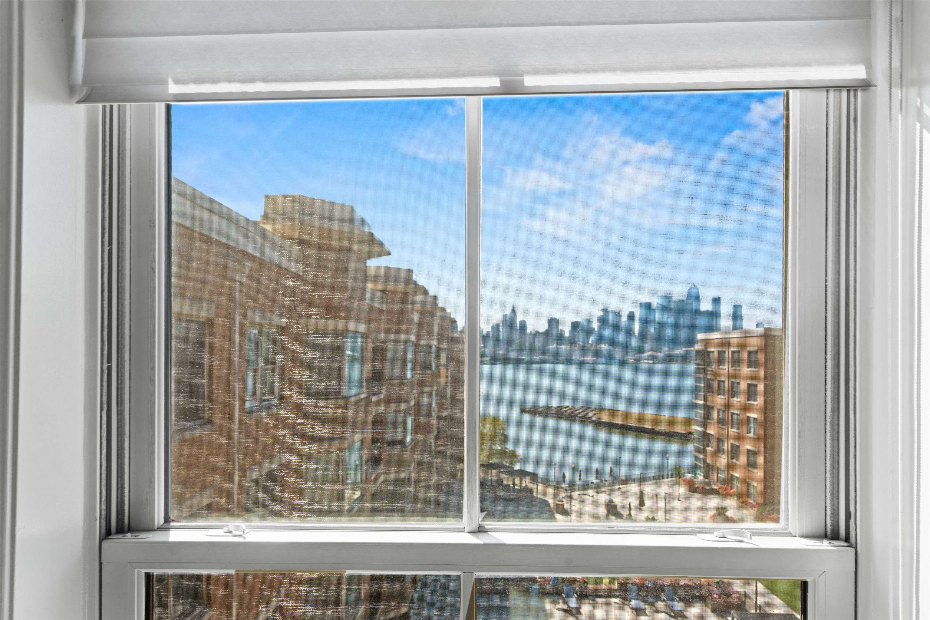 22 AVENUE AT PORT IMPERIAL Unit: 417