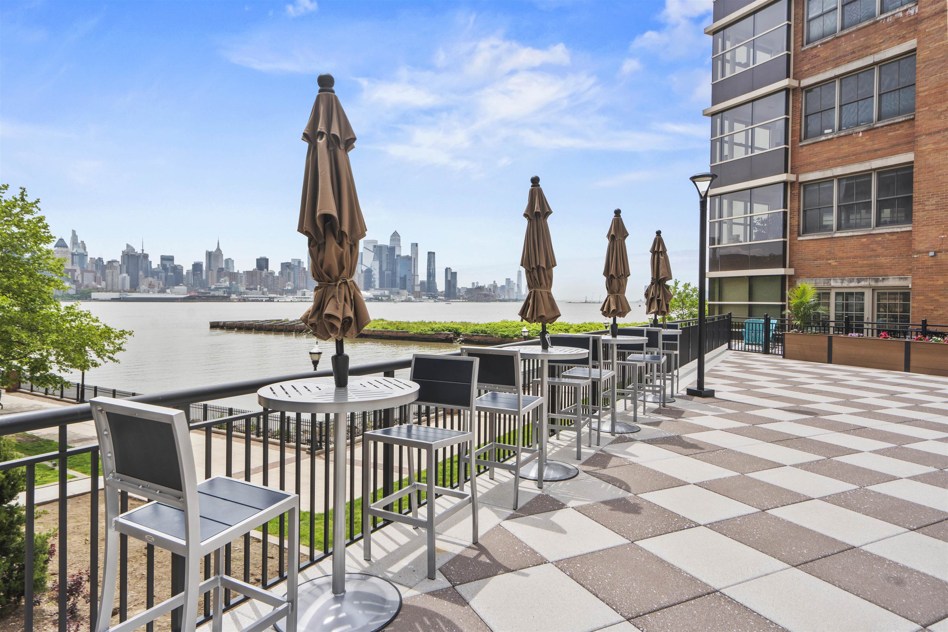 22 AVENUE AT PORT IMPERIAL Unit: 417