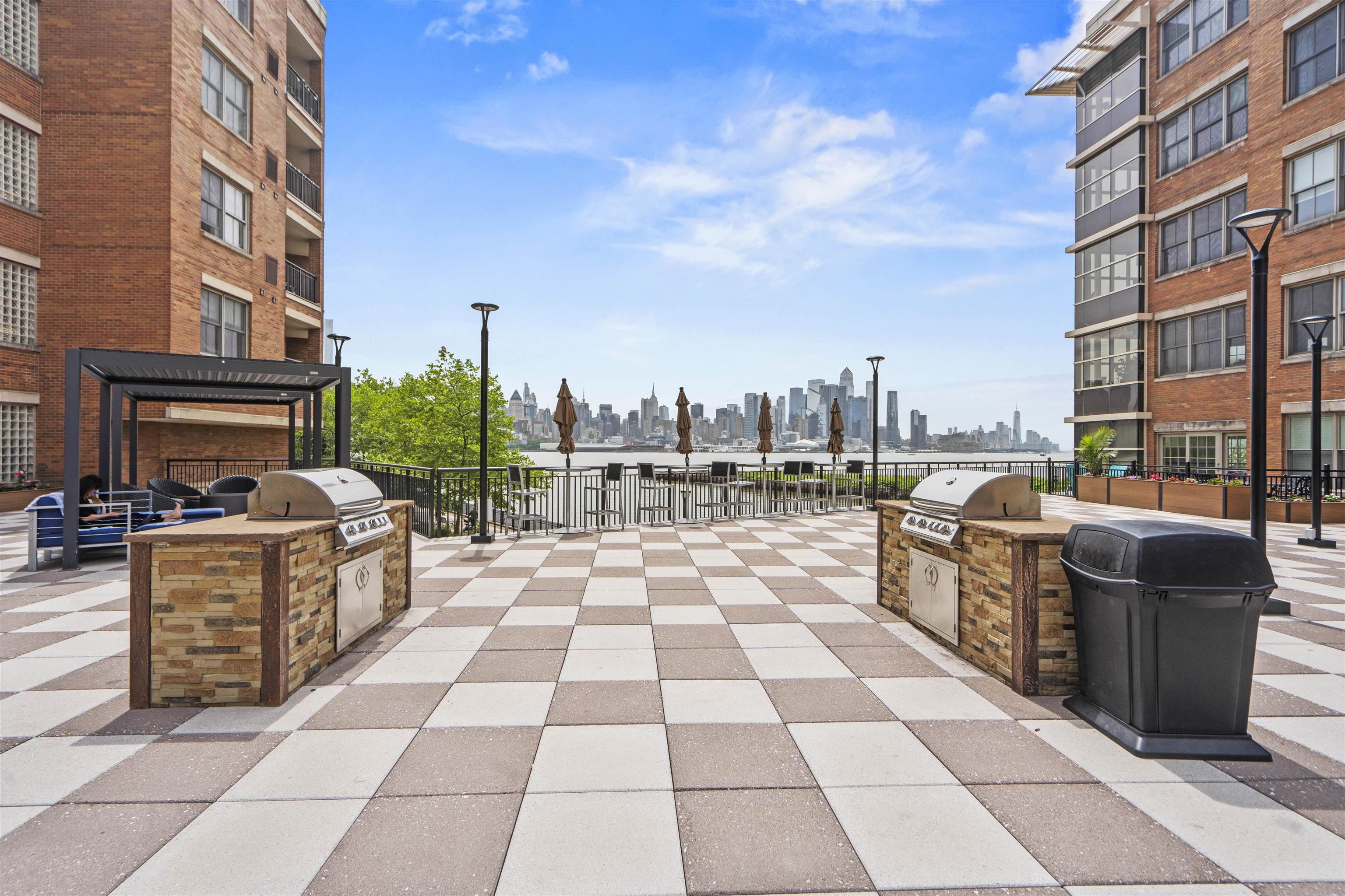 22 AVENUE AT PORT IMPERIAL Unit: 417