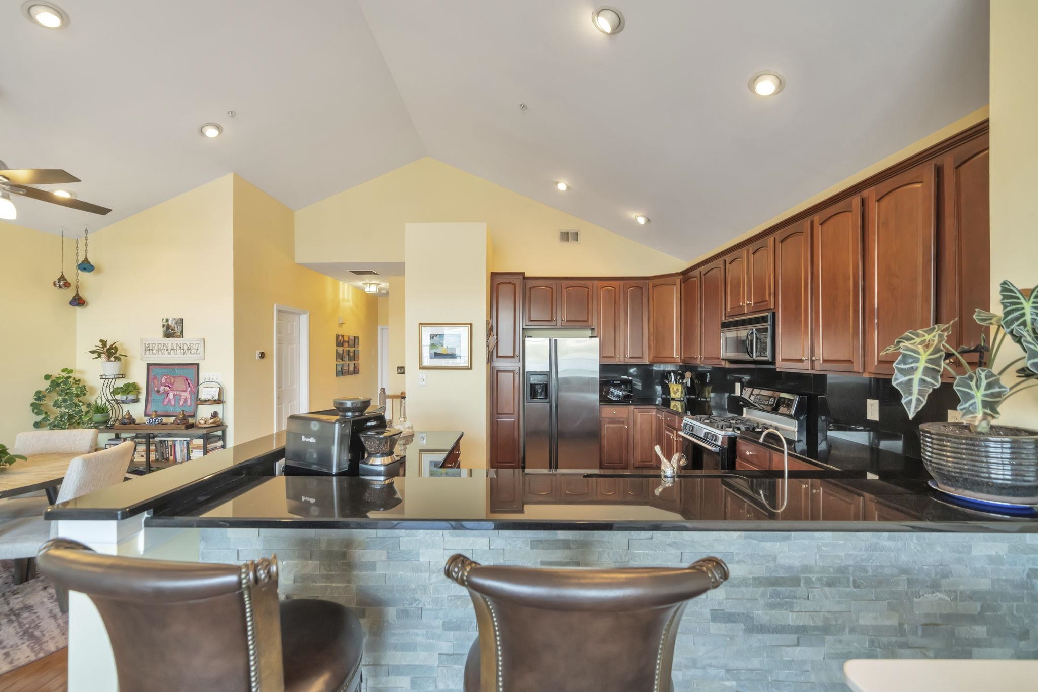 35 LYDIA DR