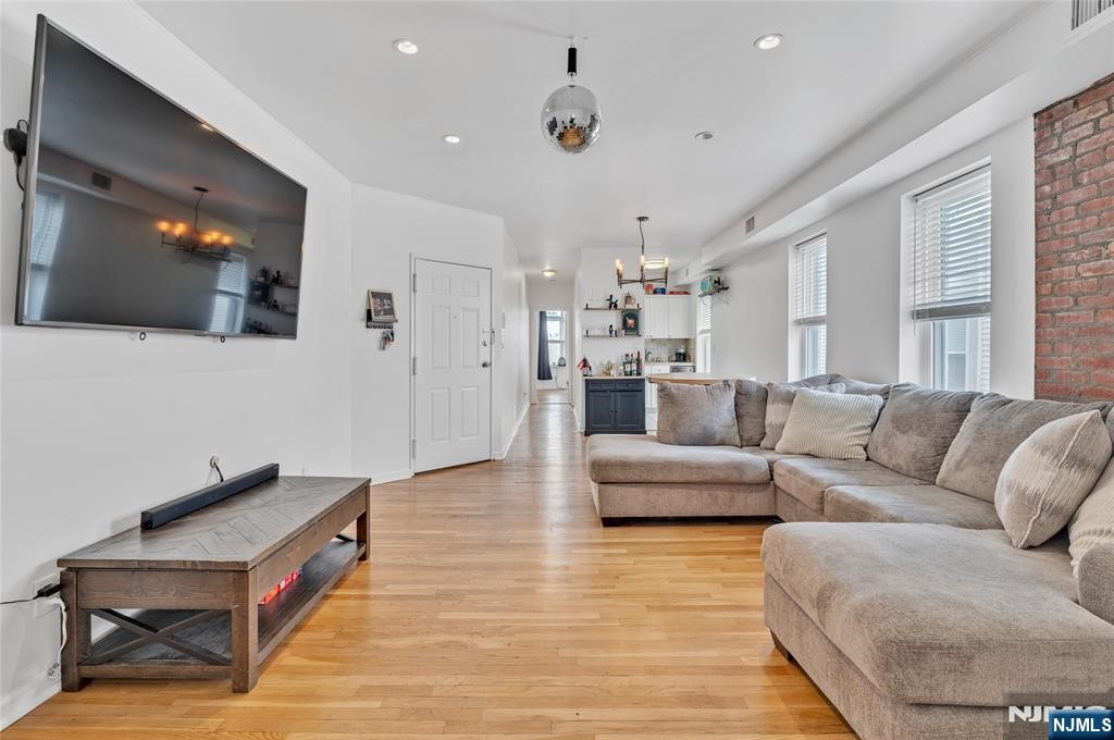310 Palisade Avenue 301