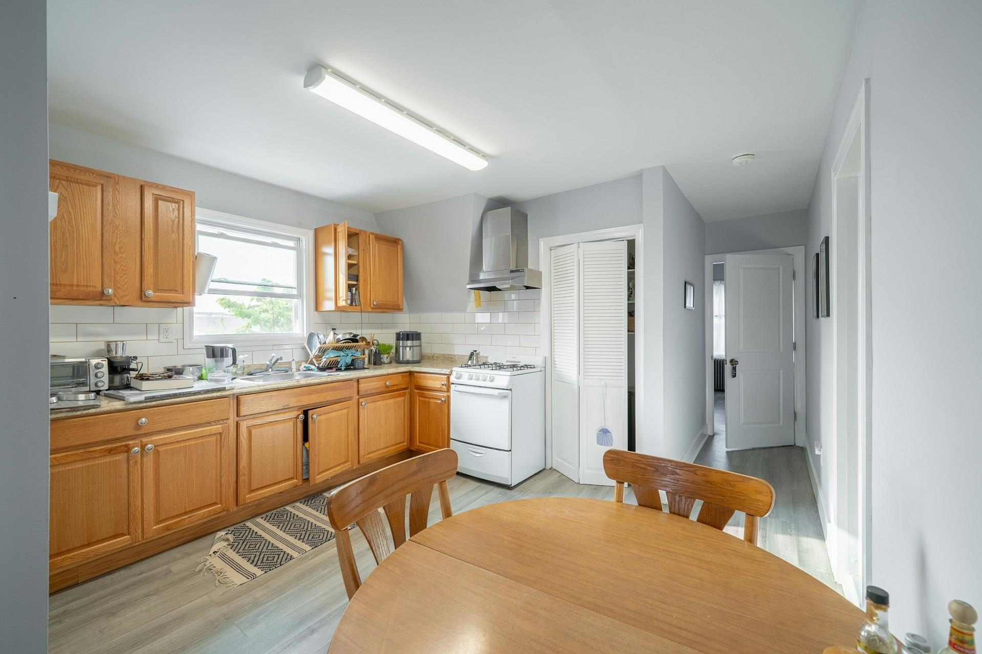 162 GLENWOOD AVE