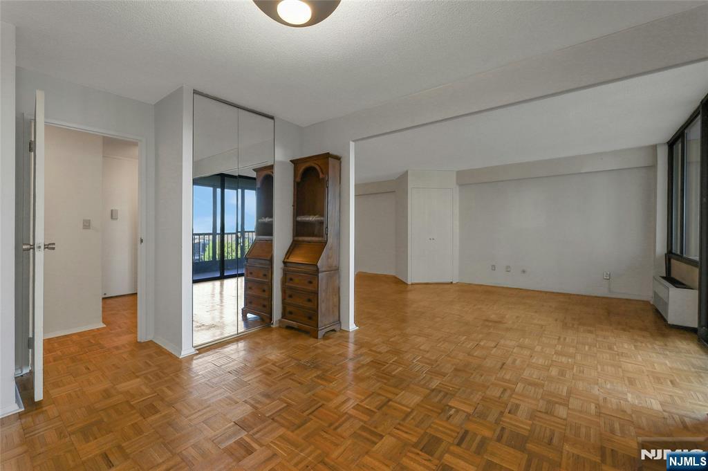 200 Winston Drive 421