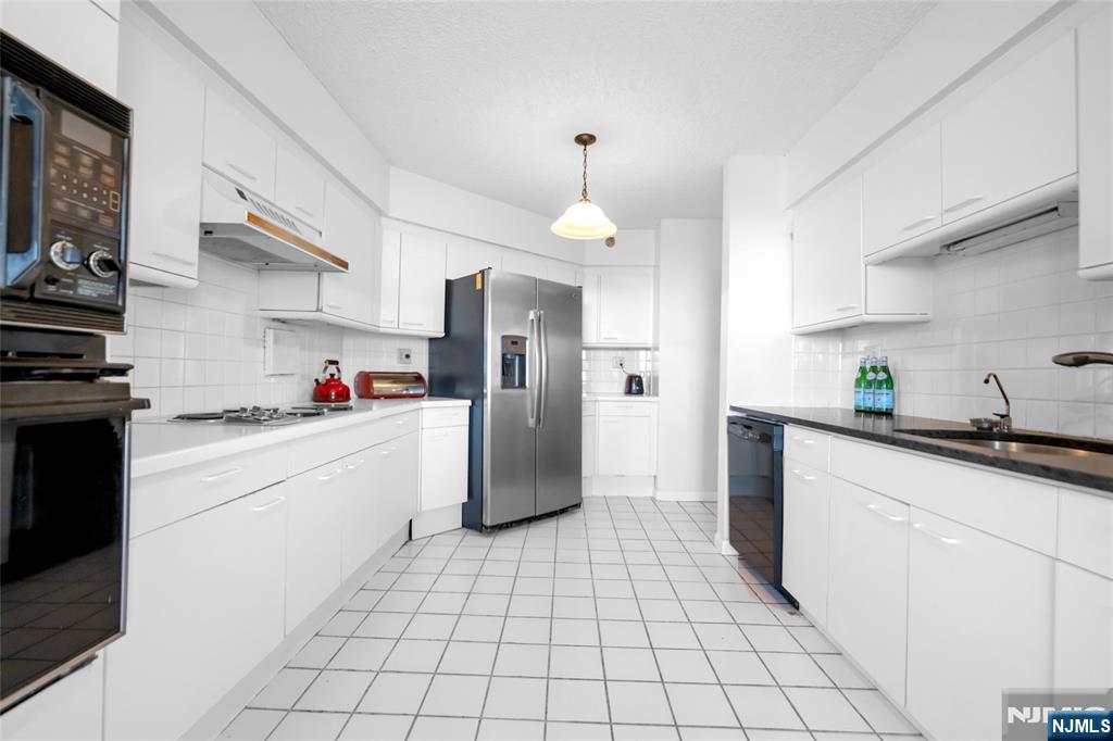 1512 Palisade Avenue 7H