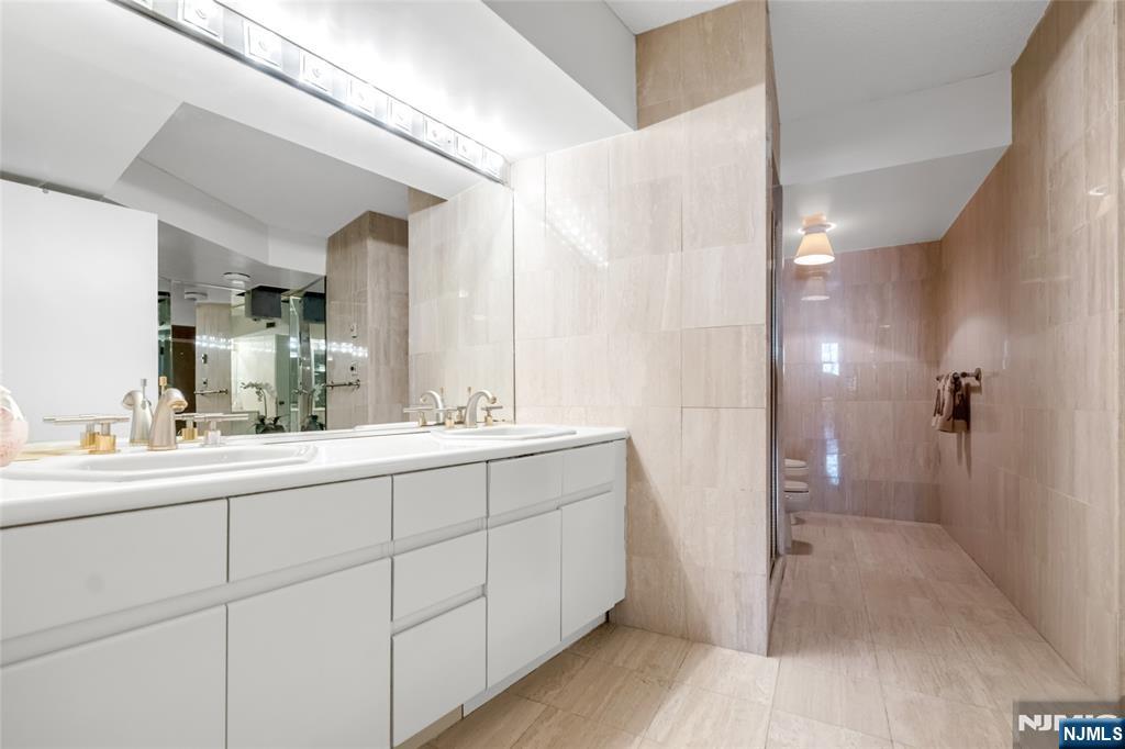 1512 Palisade Avenue 7H