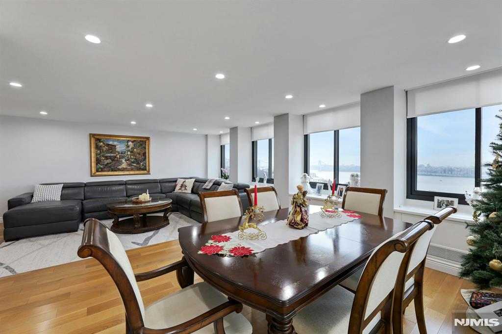 300 Winston Drive C0910