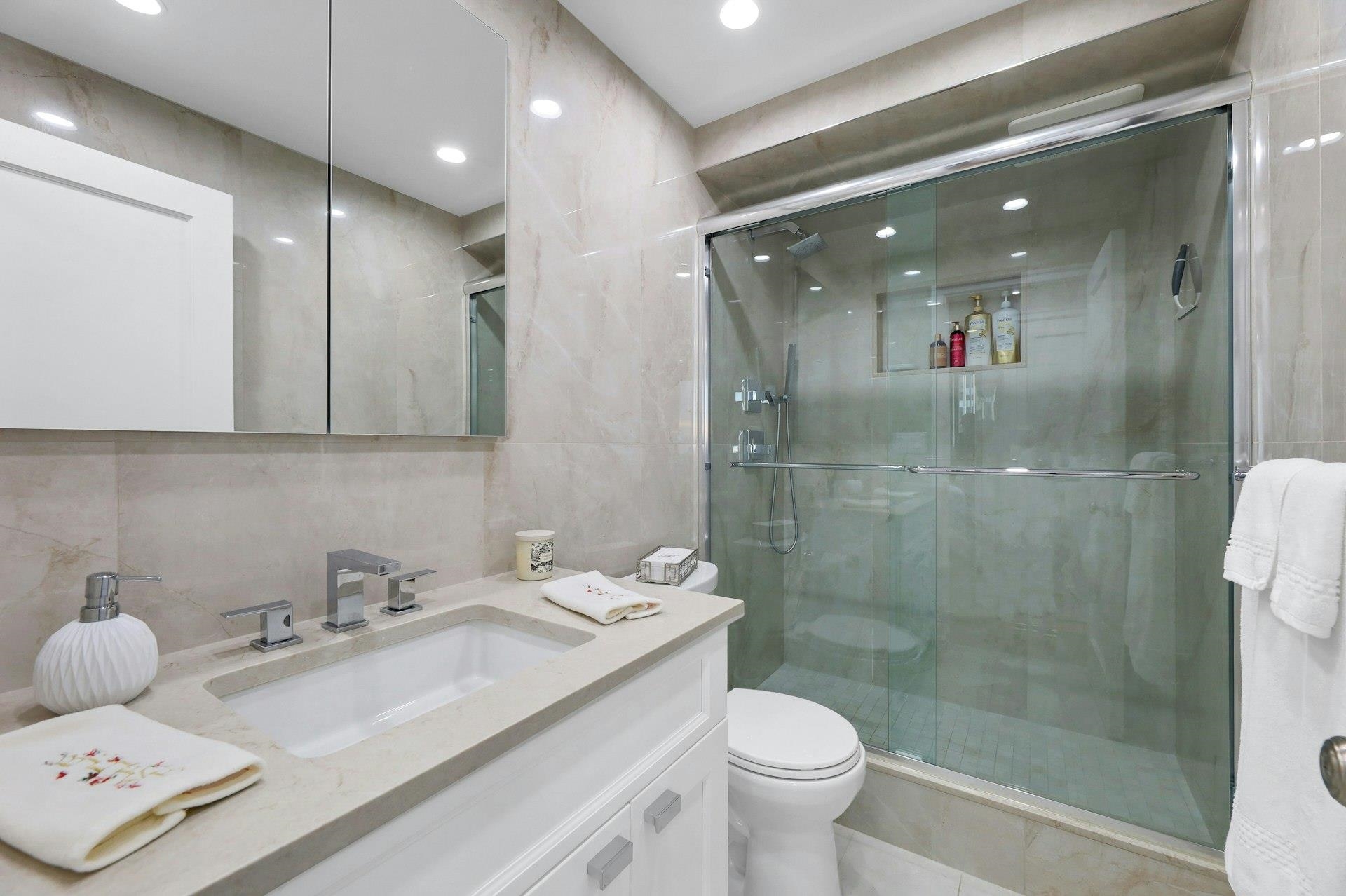 300 WINSTON DR Unit: C0910