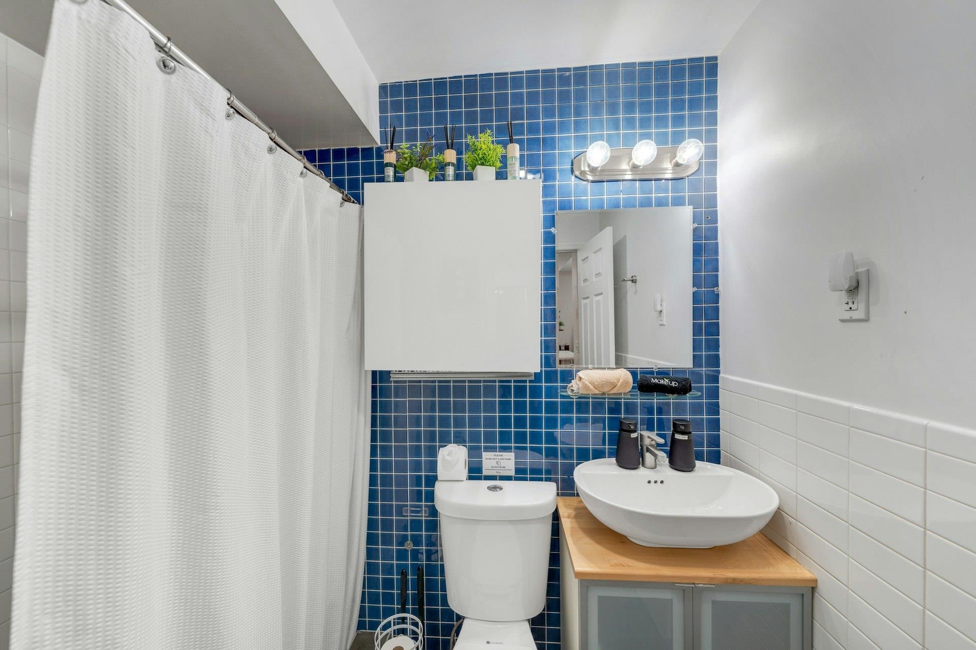 31 72ND ST
