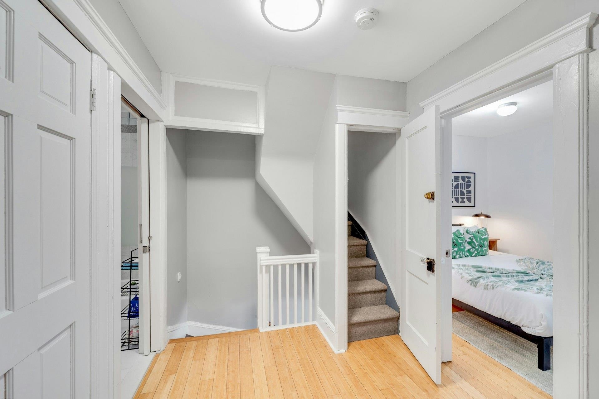 31 72ND ST