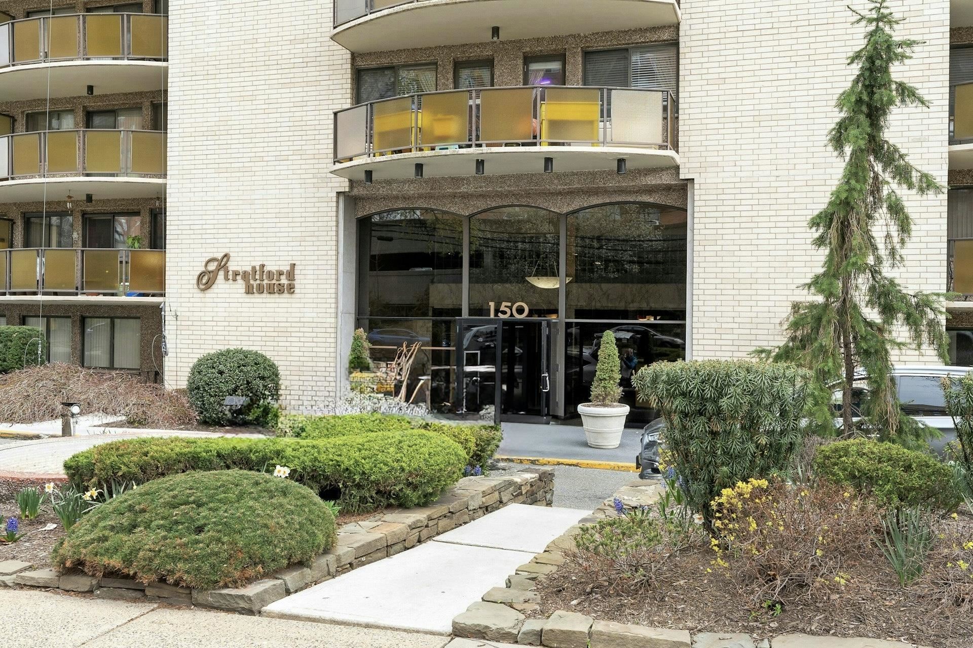 150 OVERLOOK AVE