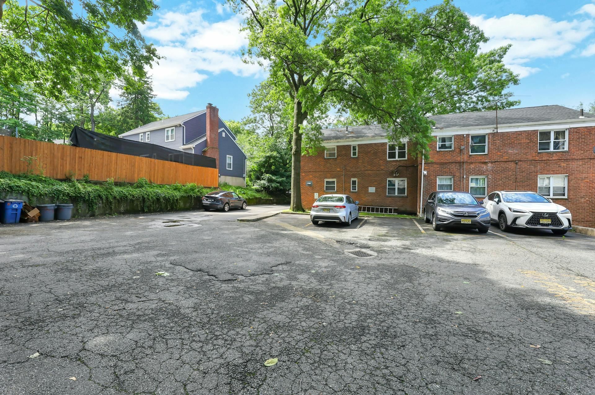 179 CHRISTIE HEIGHTS ST Unit: B